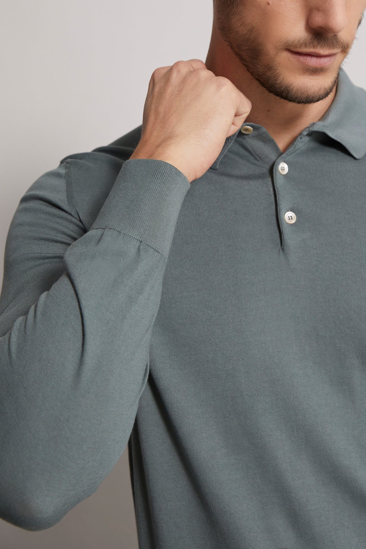 knitted organic cotton polo shirt light green - neck detail