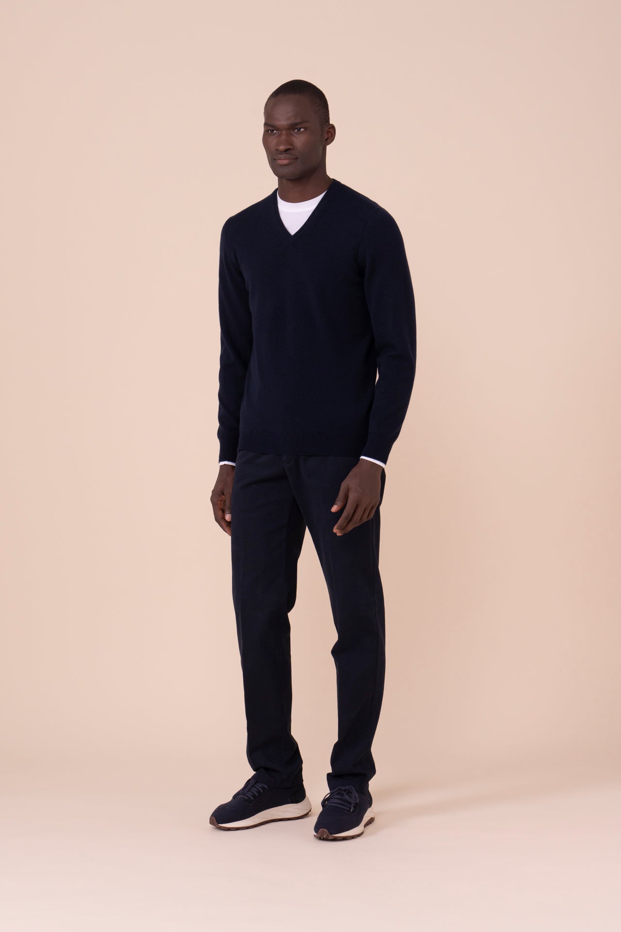 Pull con scollo a V in cashmere nei colori iconici - MIDNIGHTBLUE