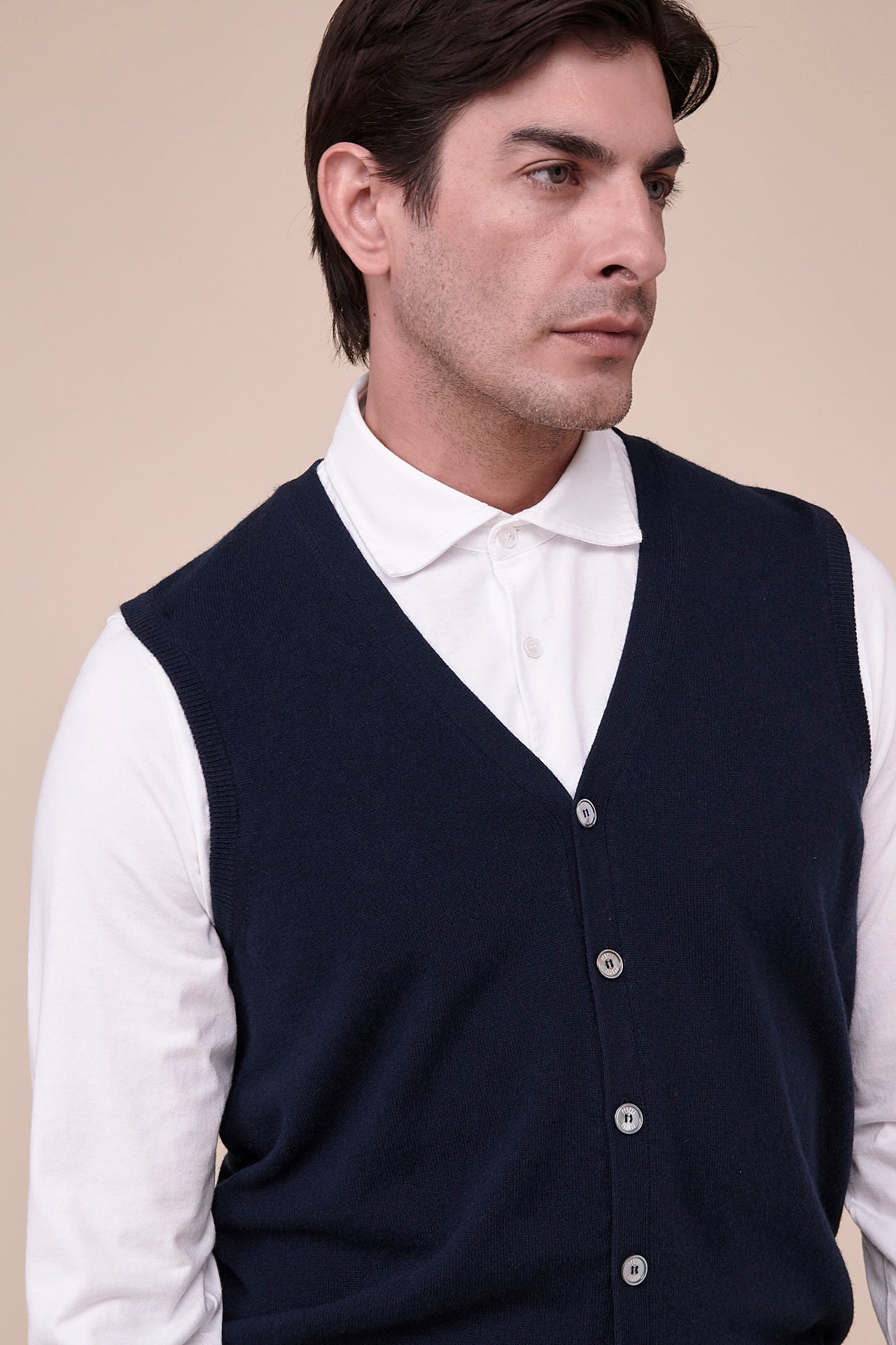 Cashmere V-neck Vest in iconic colors - MIDNIGHTBLUE