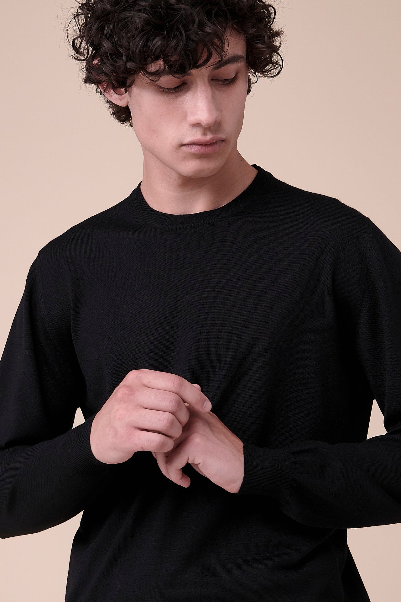 Argentina Superfine Wool in iconic colors - BLACK