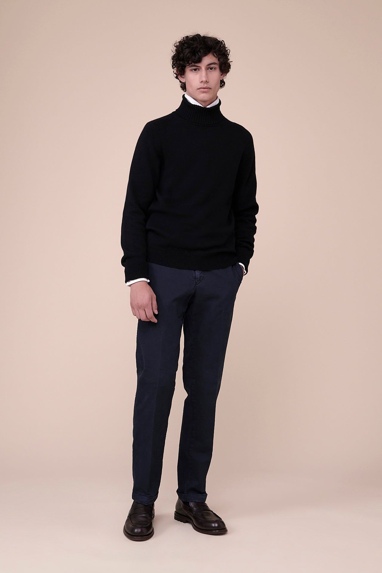 Derby Saddler Cashmere Turtleneck in iconic colors - BLACK