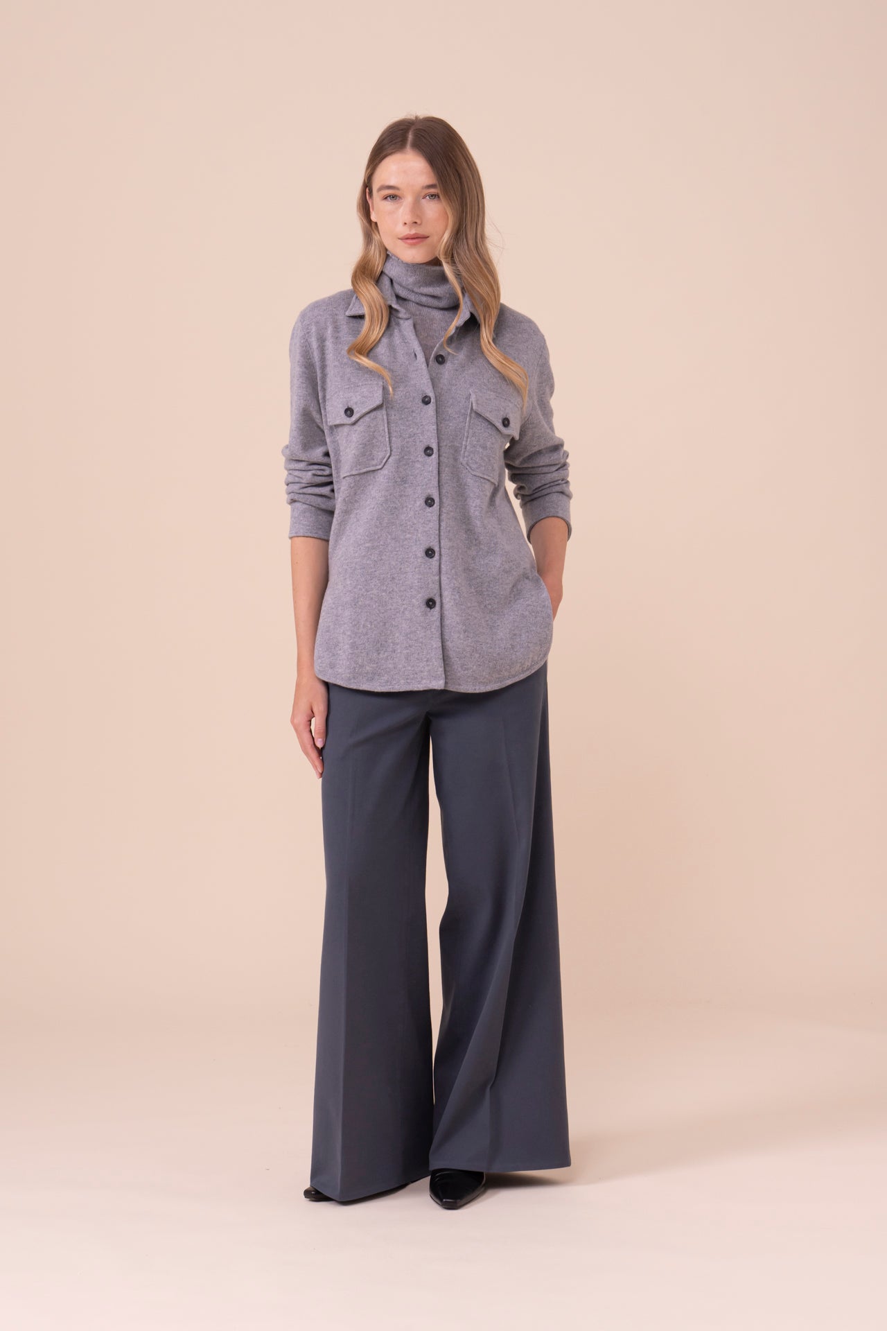 Corviglia overshirt in cashmere con bottoni - GRAY