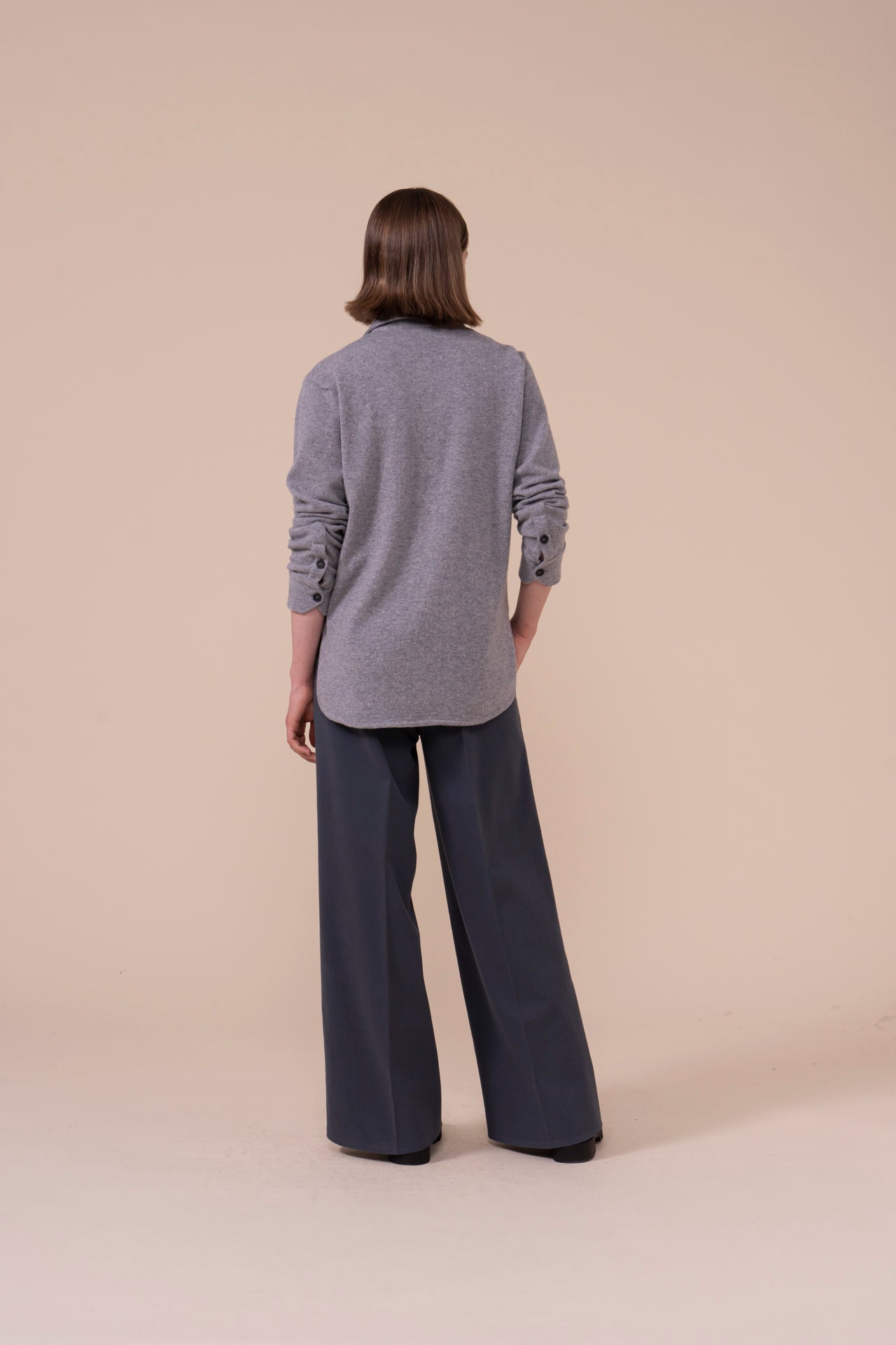 Corviglia overshirt in cashmere con bottoni - GRAY
