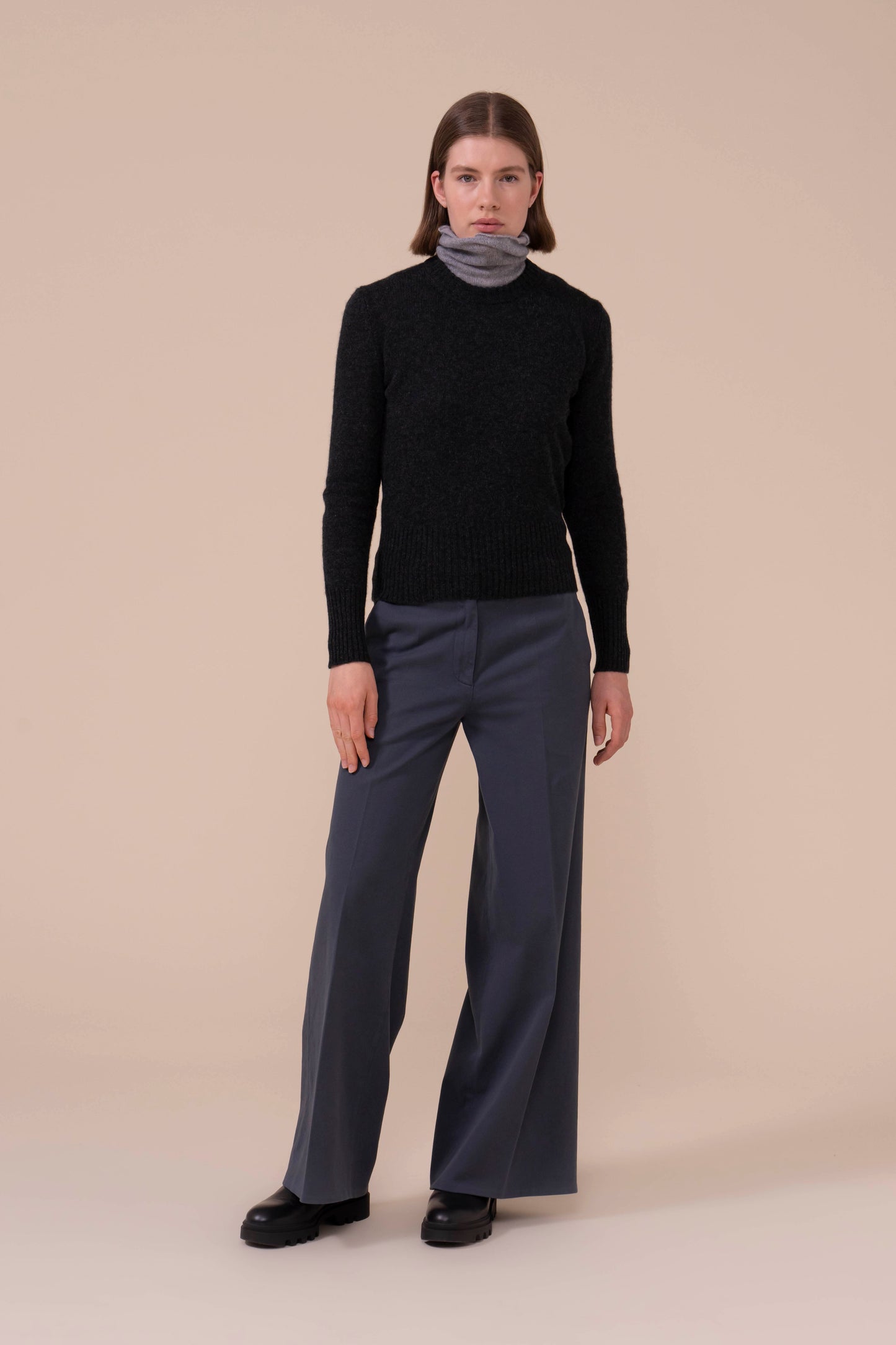 Claude Cashmere Second Skin Crewneck - ANTHRACITEMELANGE
