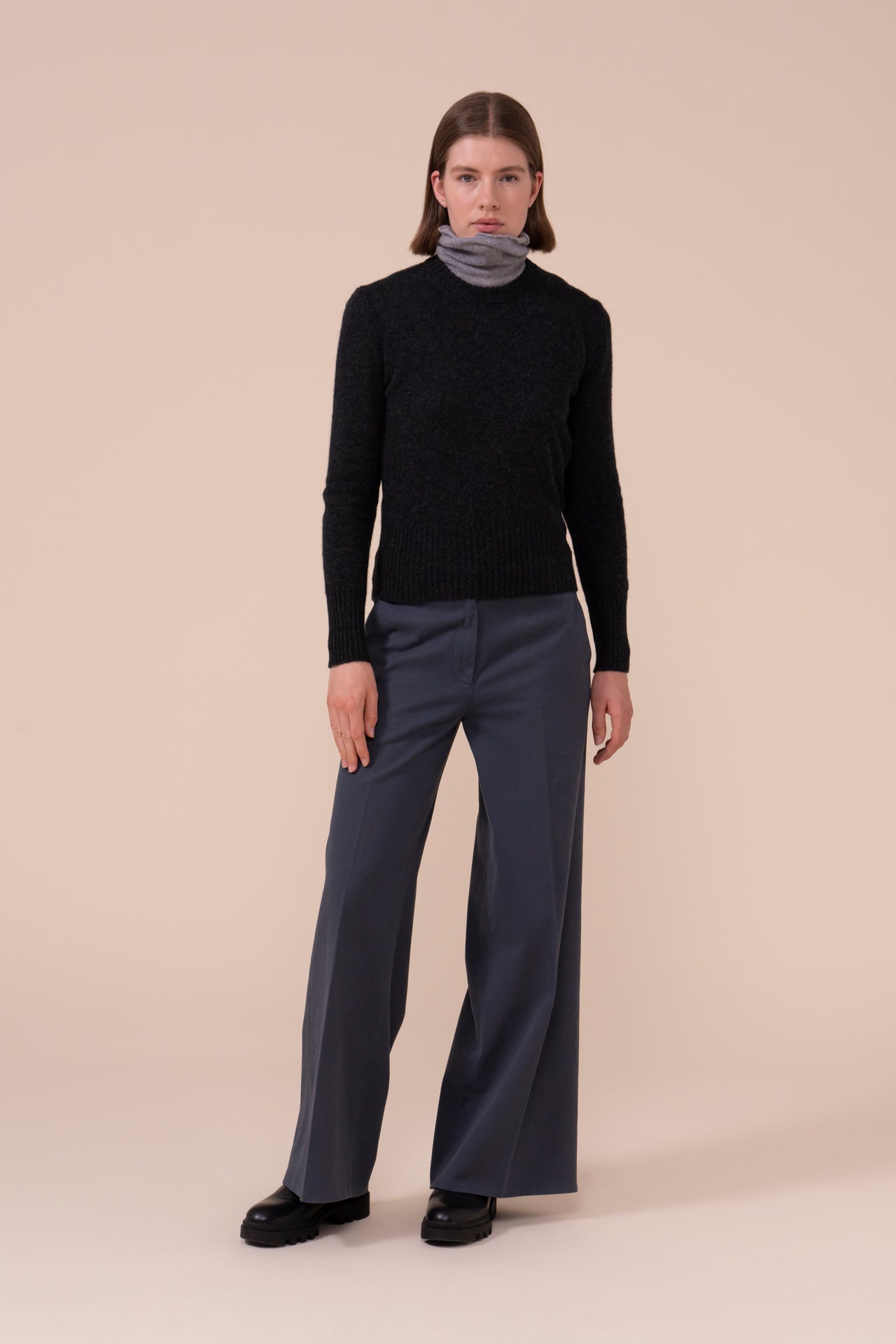 Claude Cashmere Second Skin Crewneck - ANTHRACITEMELANGE