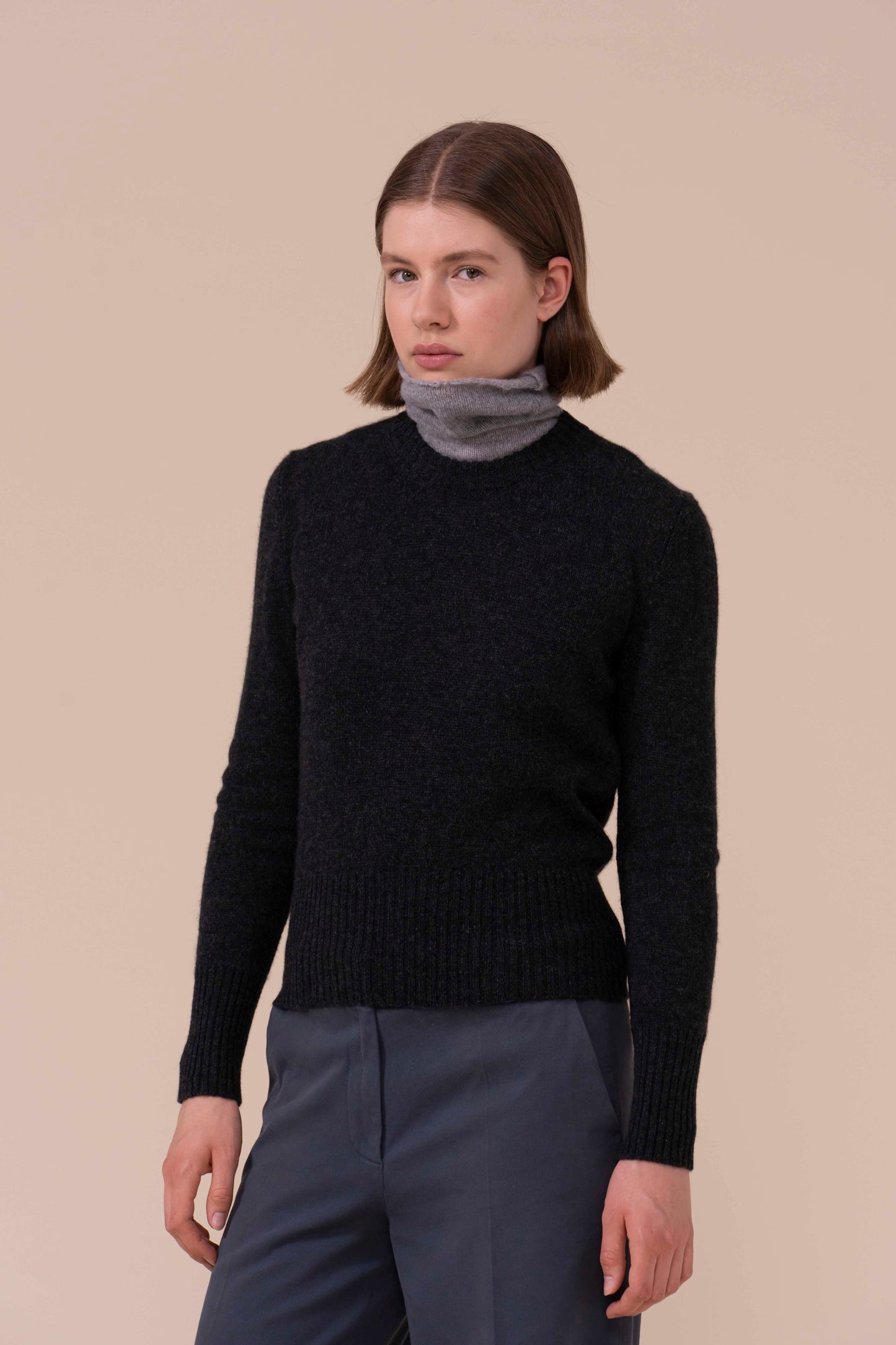 Claude Cashmere Second Skin Crewneck - ANTHRACITEMELANGE