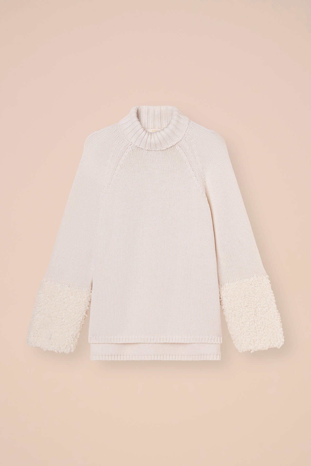 Magnetite dolcevita in lana Merino Hairy con polsini in alpaca - DARKCHOCOLATE