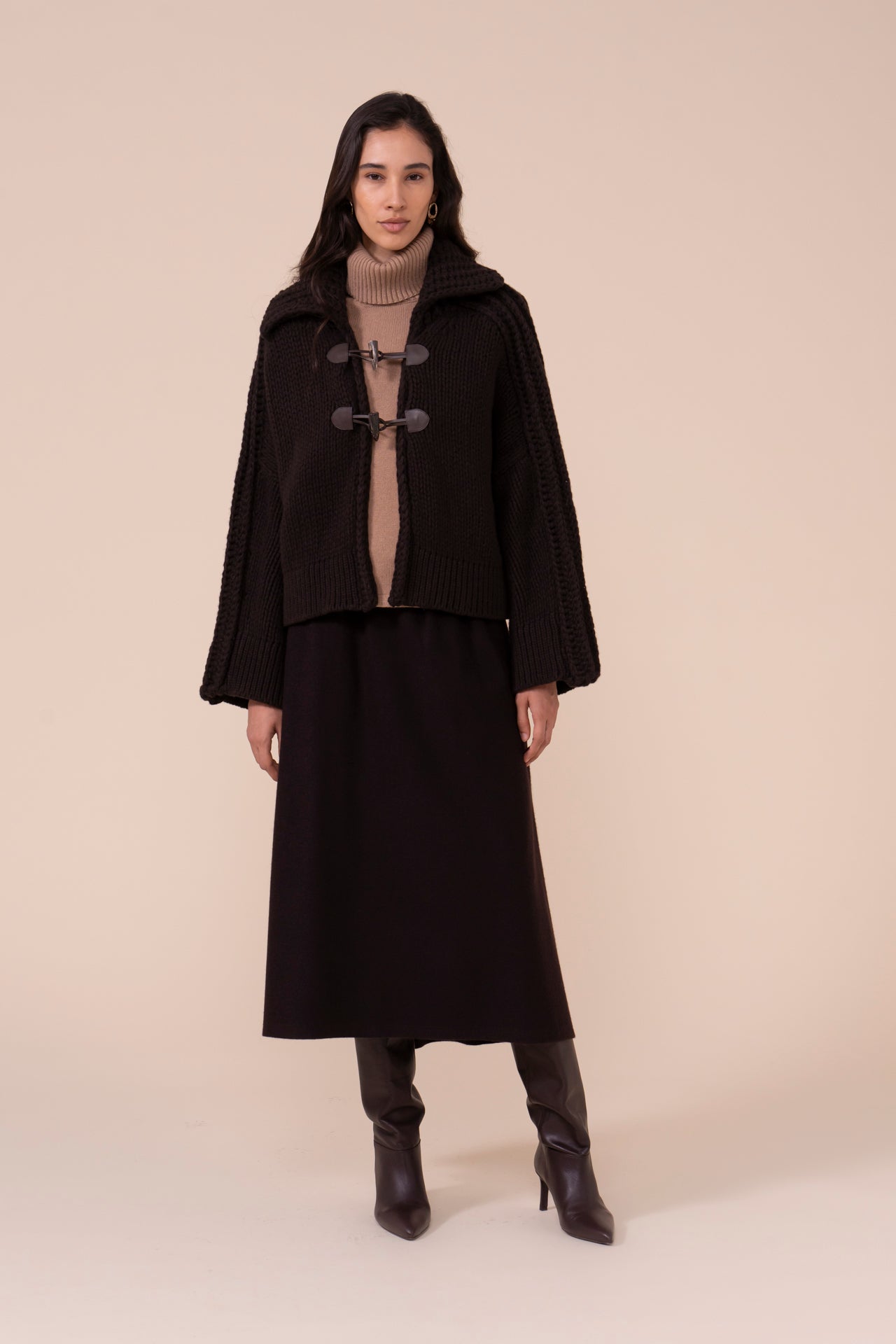 Azumar Biggie giacca chunky in lana e cashmere fatta a mano - DARKCHOCOLATE