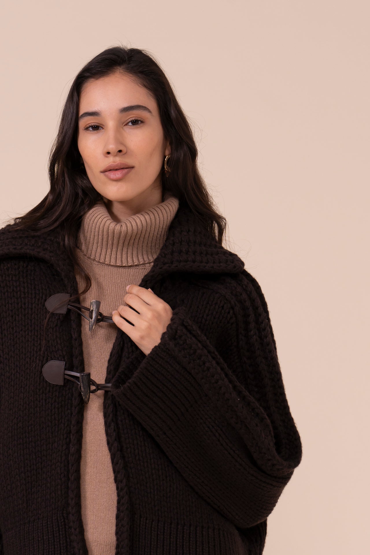 Azumar Biggie giacca chunky in lana e cashmere fatta a mano - DARKCHOCOLATE