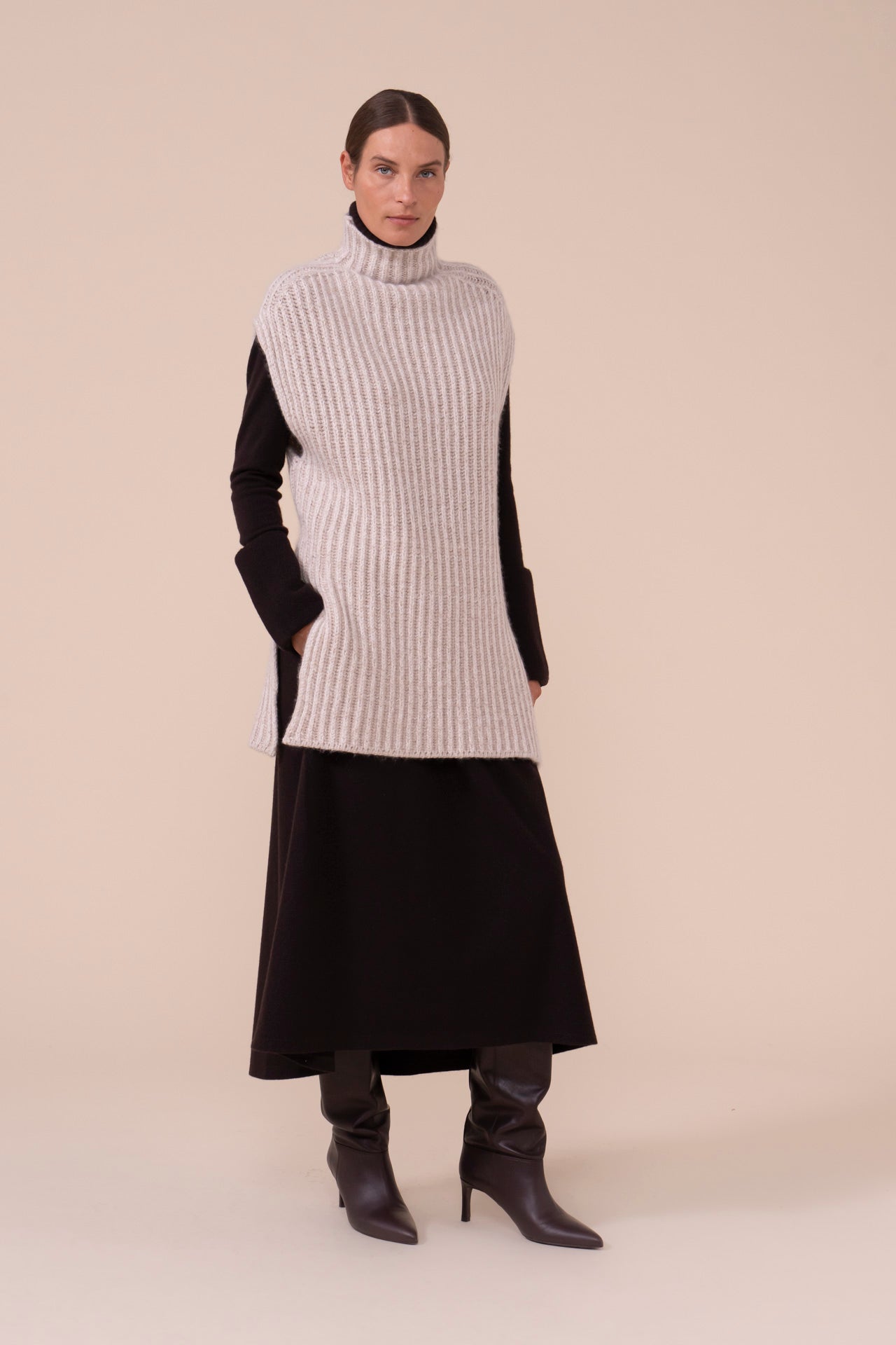 Blenda Plume Chine gilet in cashmere e seta - DESERT