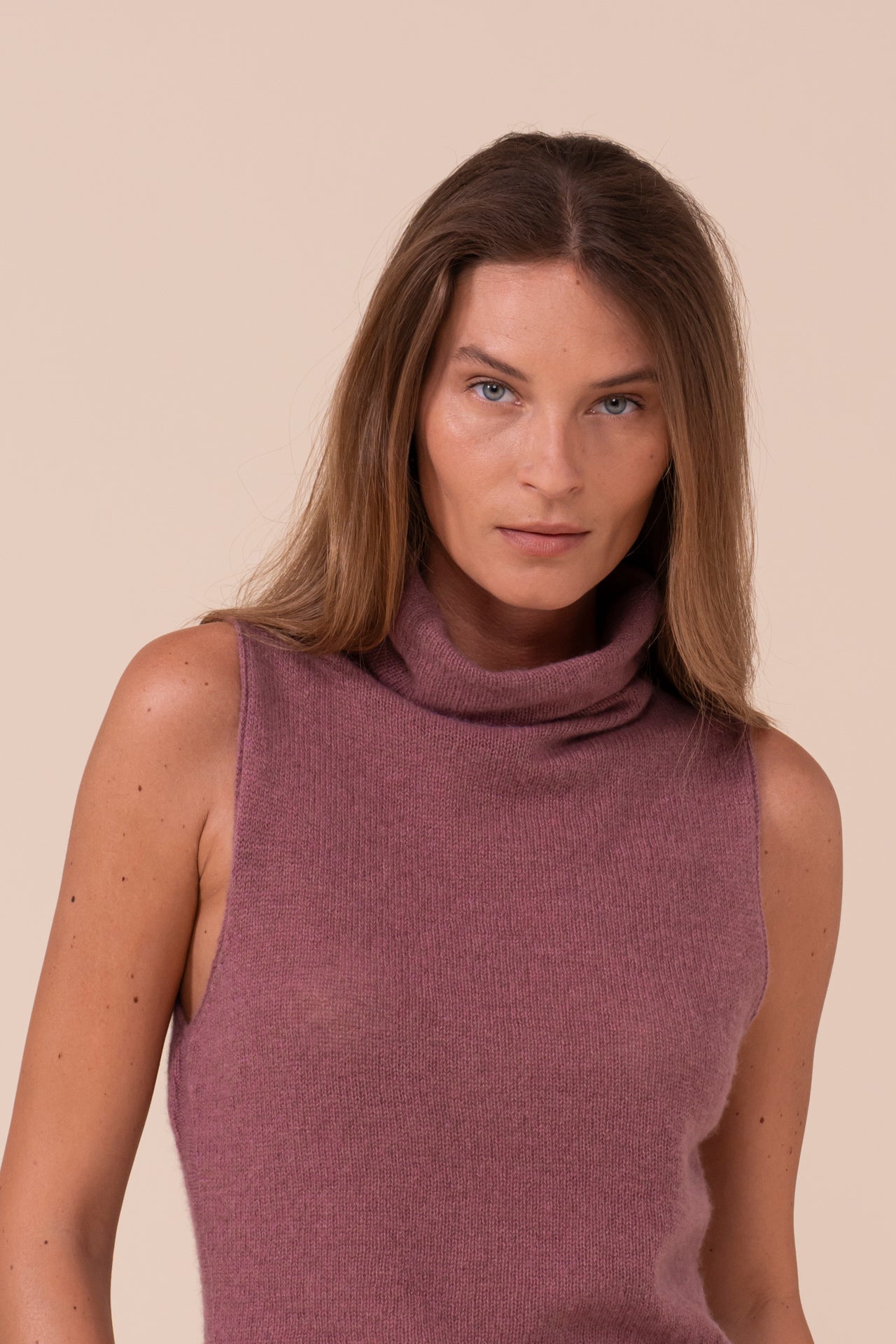 Meteora Cashmere Second Skin Sleveless Top - RASPBERRYMELANGE