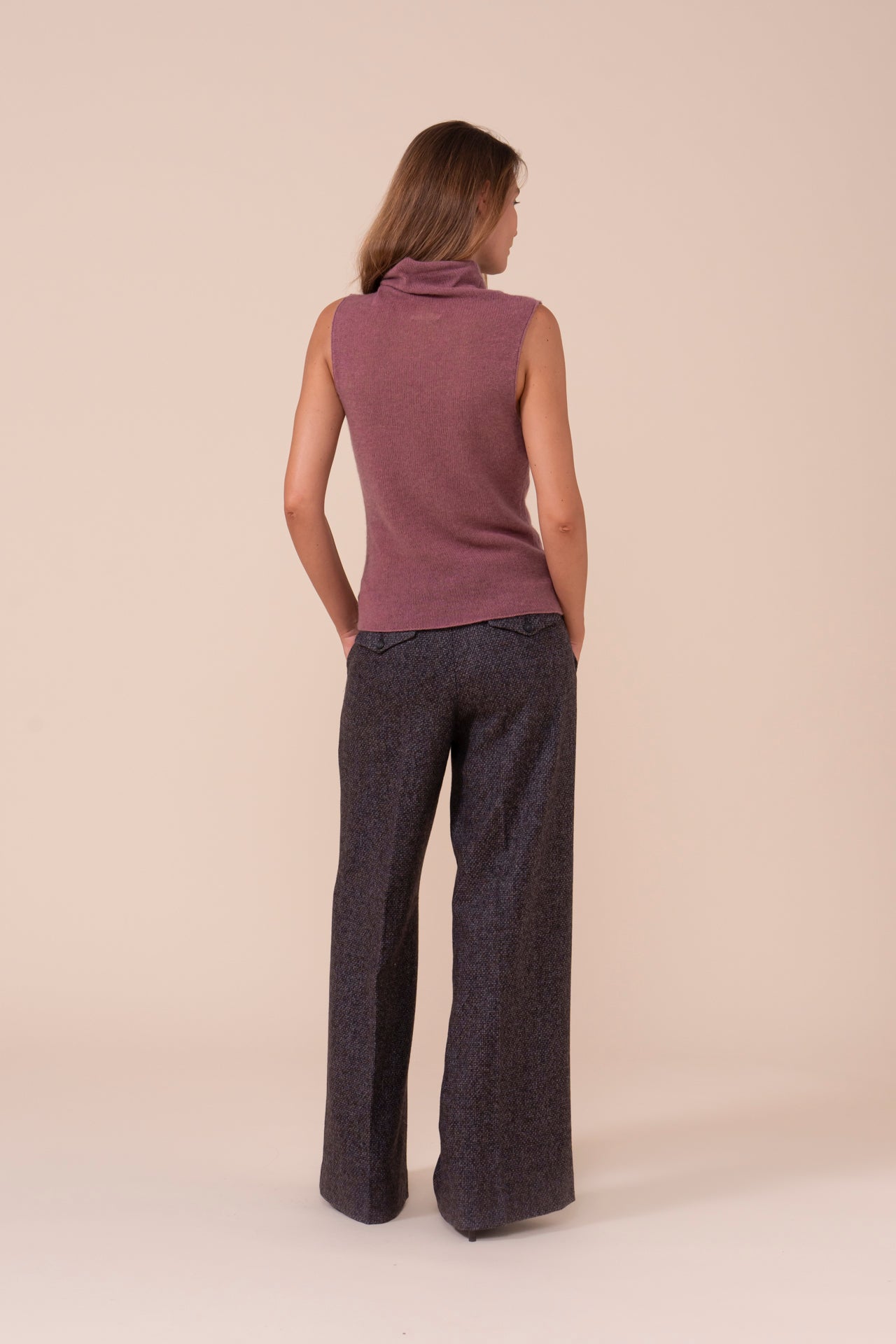 Meteora Cashmere Second Skin Sleveless Top - RASPBERRYMELANGE