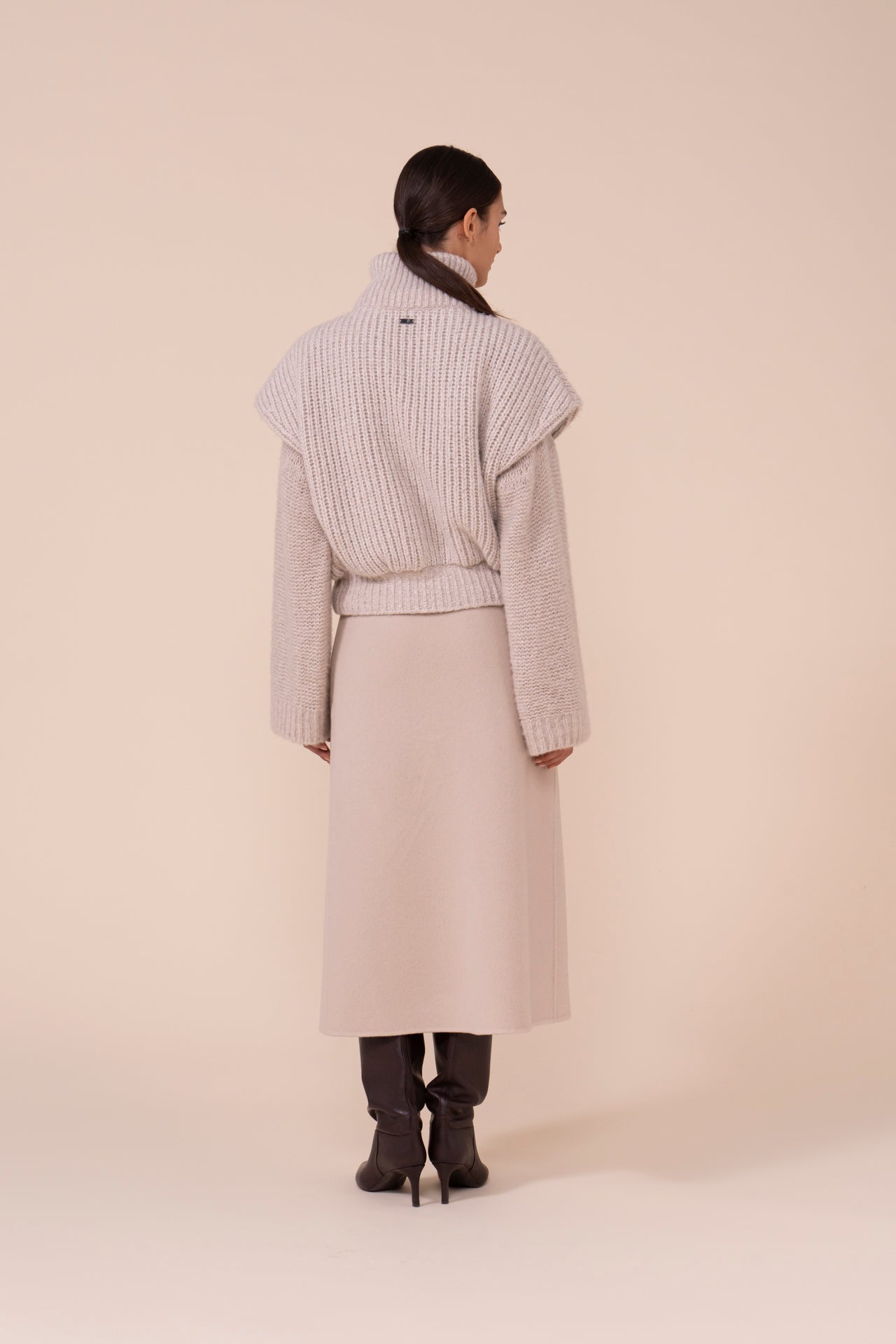 Calizia Plume gilet in cashmere e seta imbottito con Cashsoftpadding - DESERT
