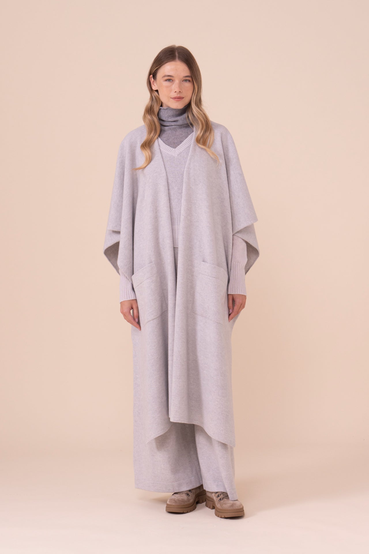 Molassa maxi mantella in lana Merino Geelong - LIGHTGRAY