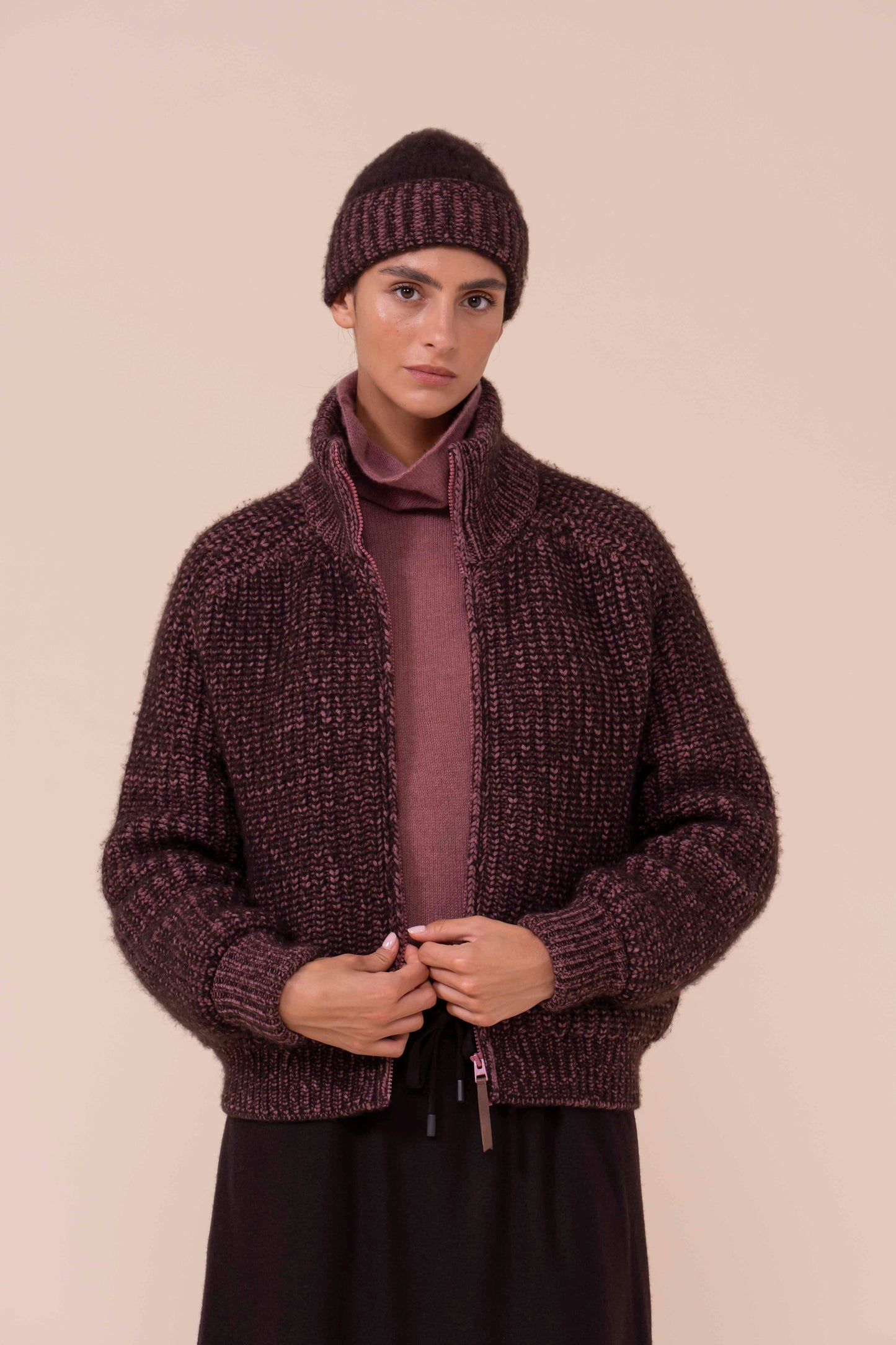 Gres Plume Chine cappello in cashmere e seta - RASPBERRYMELANGE