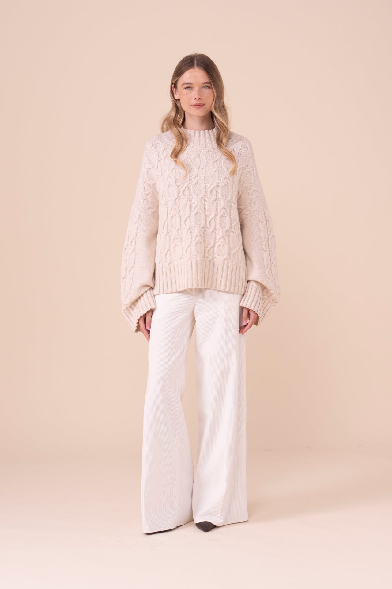 Bretzel Cashmere Cable Crewneck - CREAM