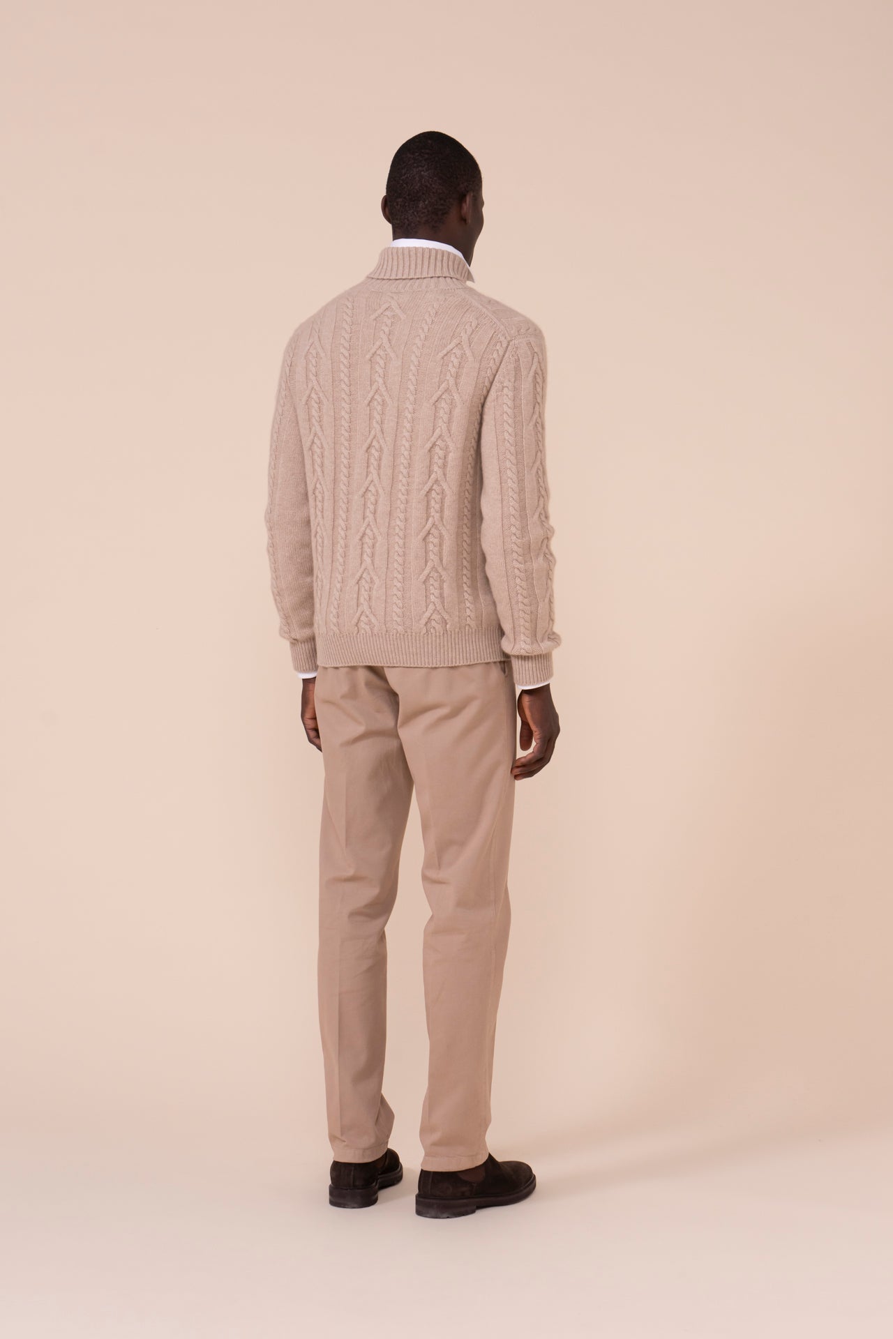 Moena Cashmere Turtleneck - ALMOND