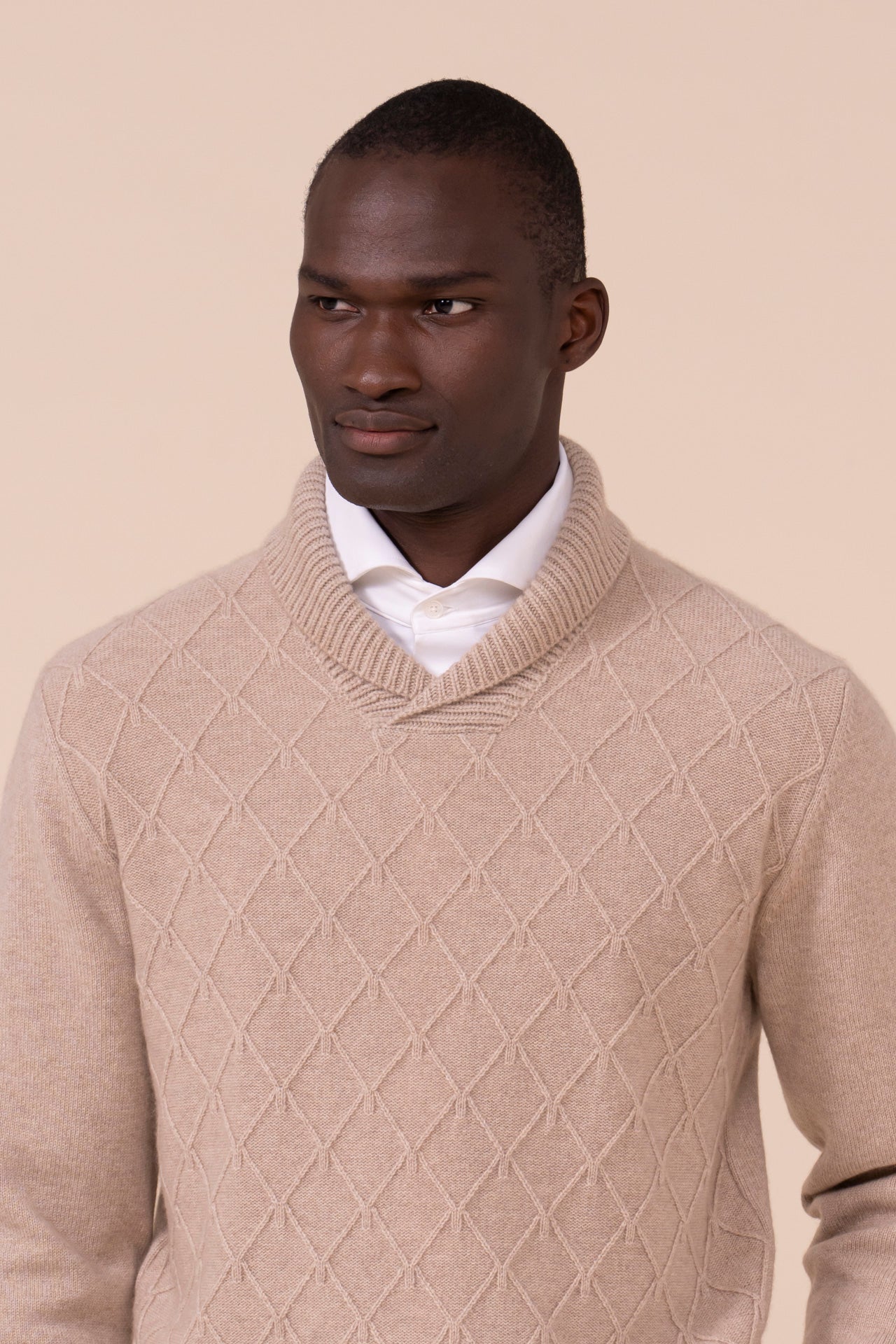 Cross maglia in cashmere con collo a scialle - ALMOND