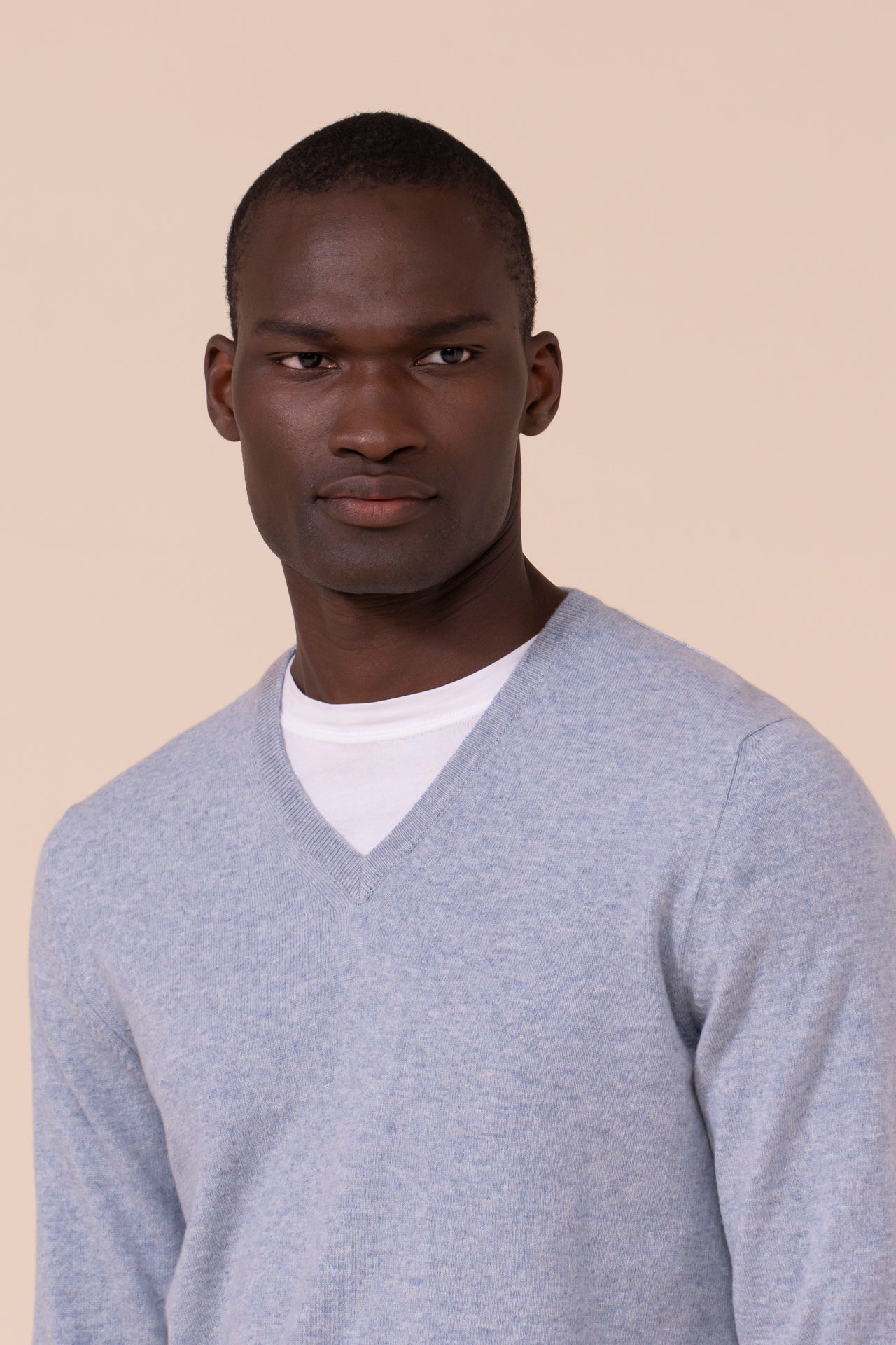 Pull slim v-neck in cashmere - WAVEMELANGE