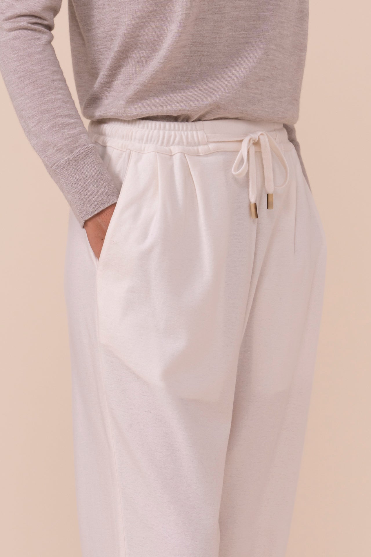 Magenta Cashmere Flanel Straight Pants - DUNES