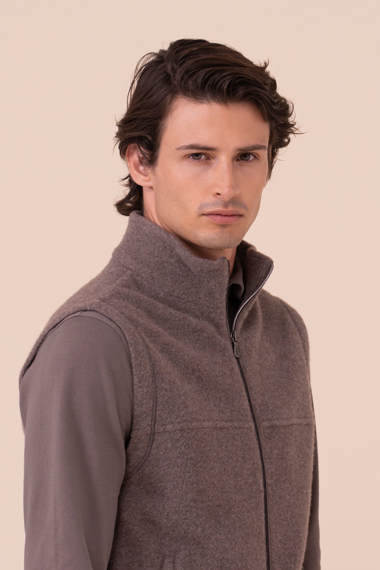 Par Cashmere Velour Vest - DARKGREIGE