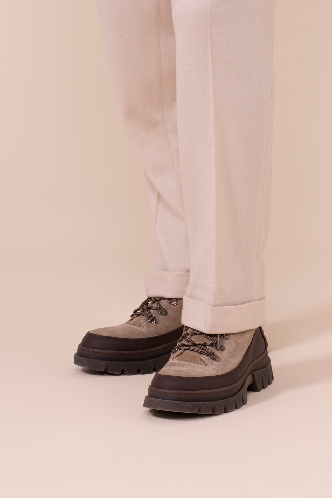 Crtistallo Suede Boots - COFFEE