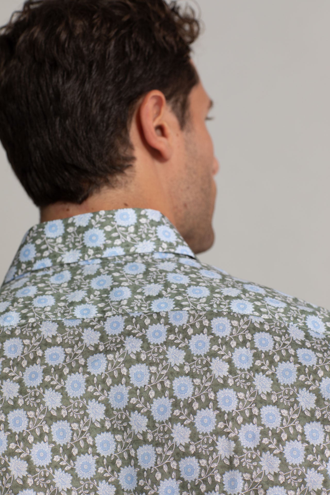 Men's Designer Cotton Voile Shirt - Bouquet Pattern - detail 