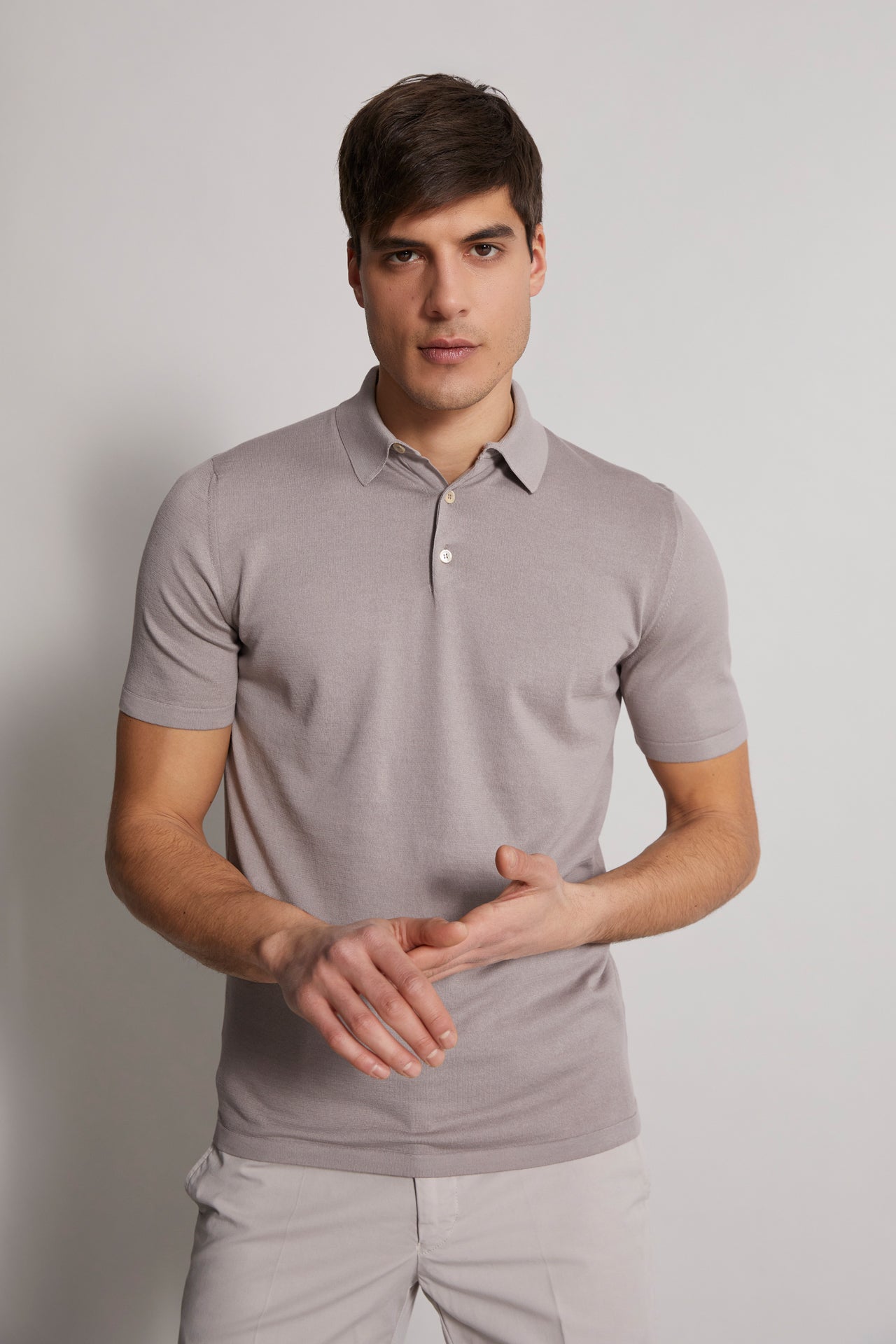 Successo: Men's knitted Giza Cotton Polo T-Shirt in light grey - front view