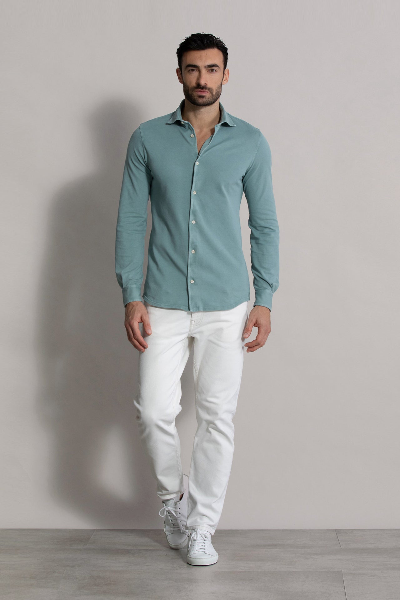 Designer shirt in organic cotton: sea green - front view