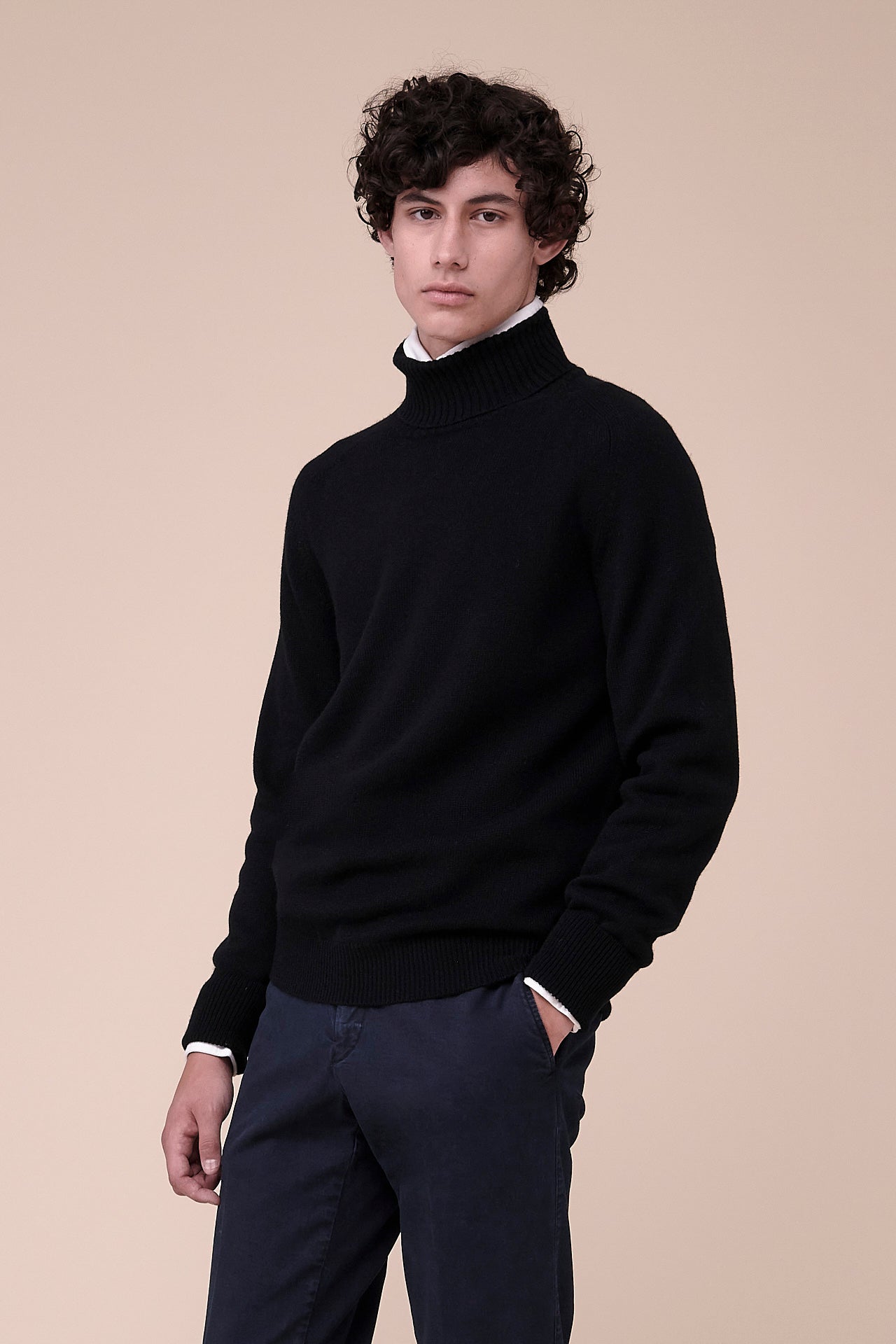 Derby Saddler Cashmere Turtleneck in iconic colors - BLACK
