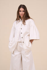 Gea giacca in gabardine di cotone con maniche voluminose