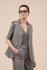 Eris Gabardine Cotton Sleveless Jacket