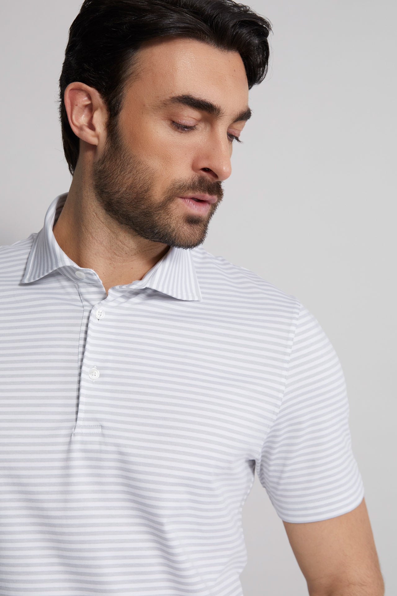 men's striped polo t-shirt grey and white - front detail