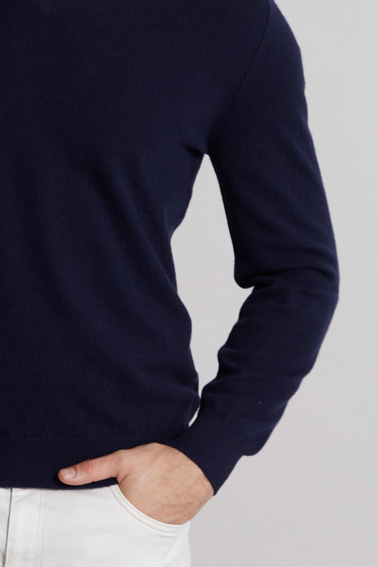 Pull cashmere v-neck in iconic colors