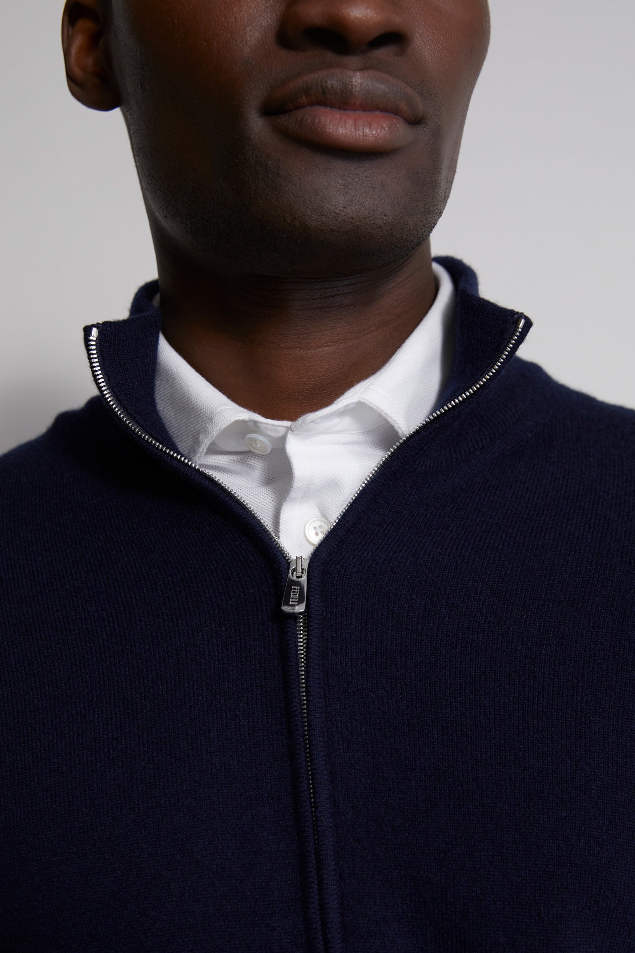 Favonio Open full-zipped cashmere sweater in iconic colors