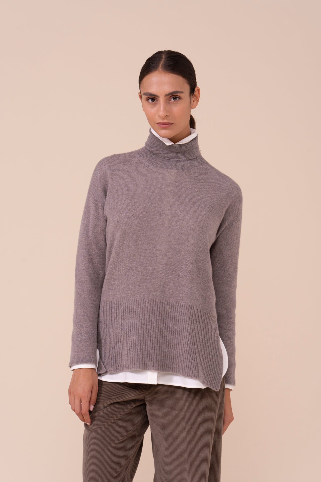 Derby Niche Cashmere Persia Turtleneck - MUD