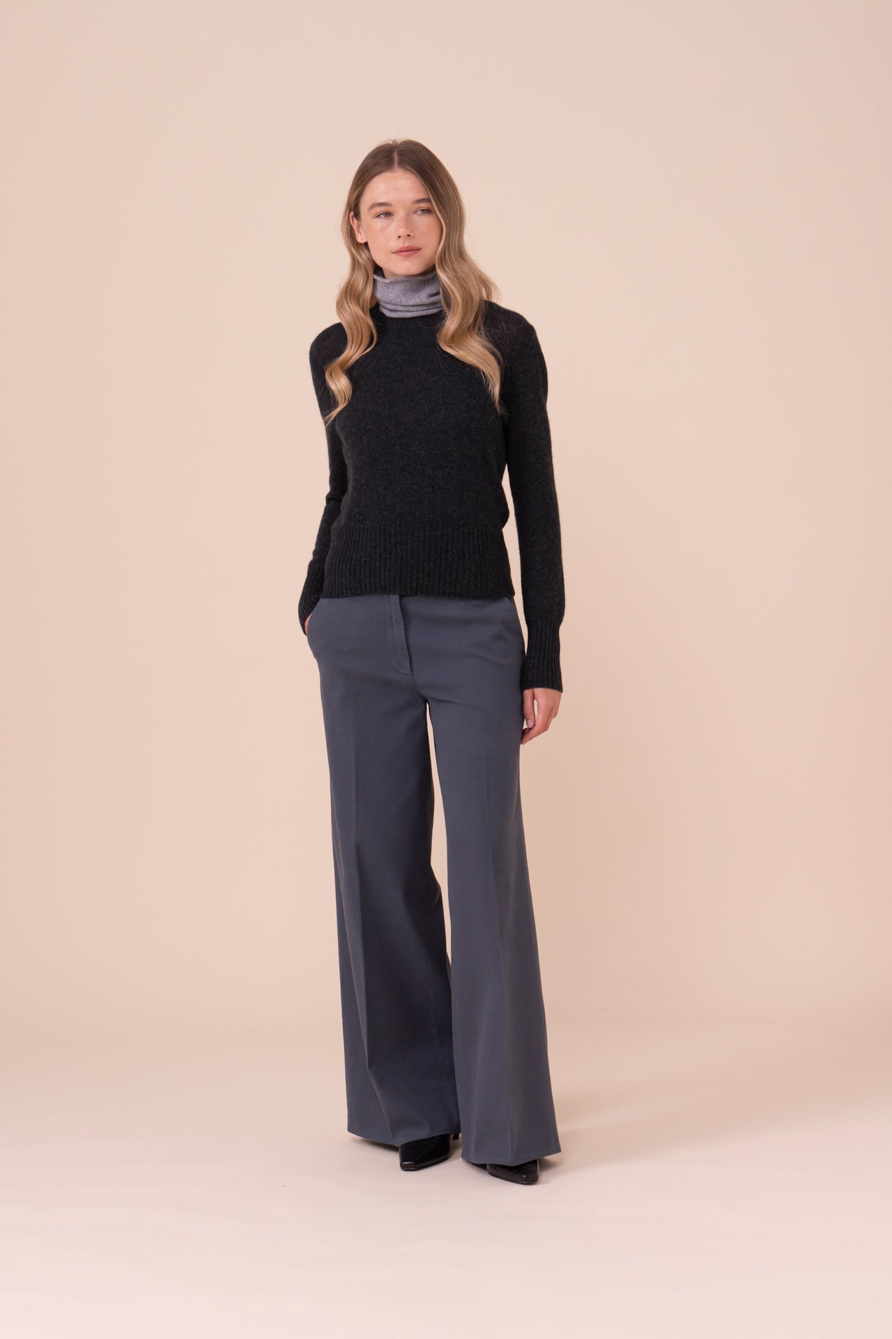 Claude Second Skin girocollo in cashmere - ANTHRACITEMELANGE