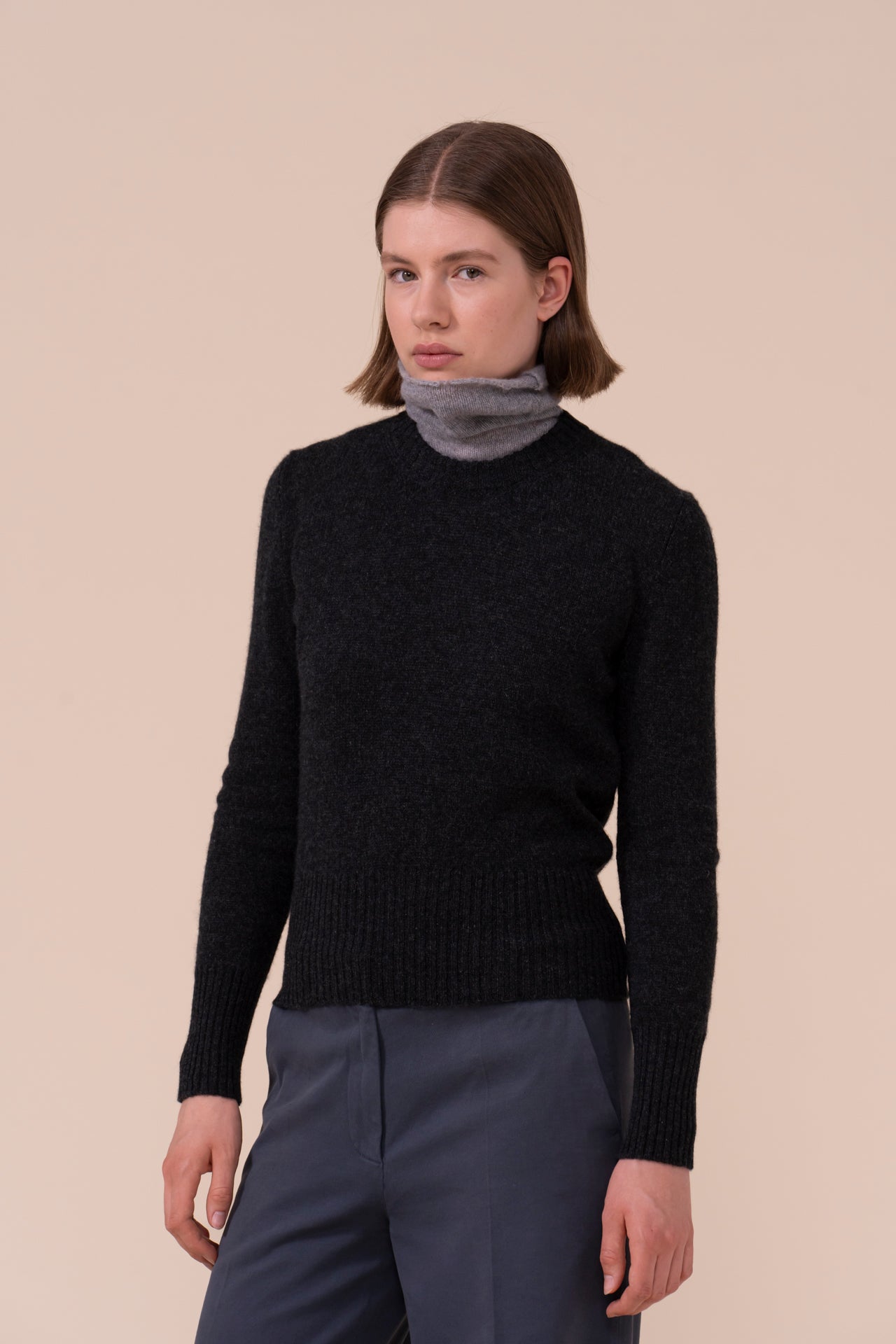 Claude Cashmere Second Skin Crewneck - ANTHRACITEMELANGE