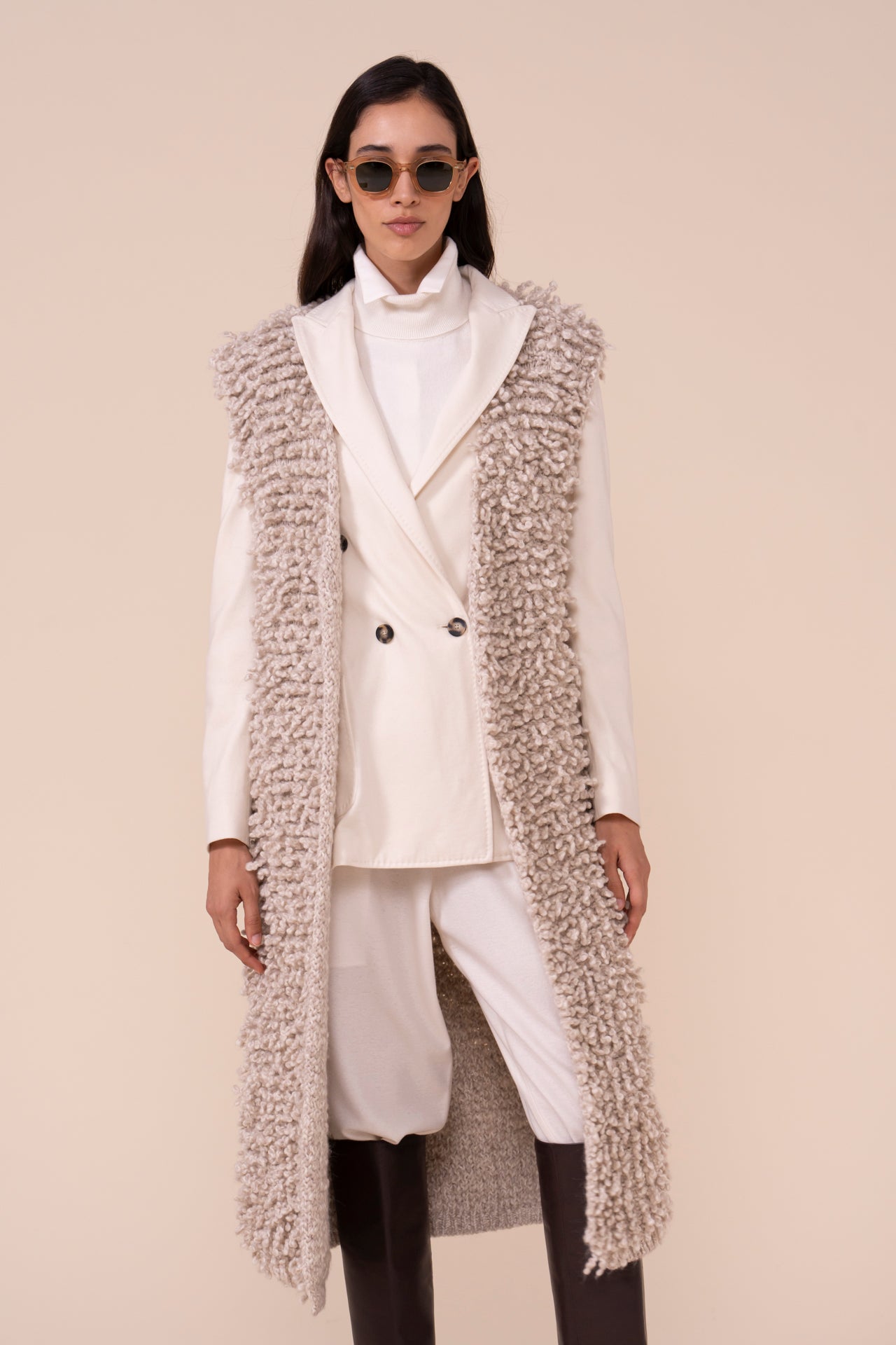 Corallo Mammut Oversized Vest - CREAM