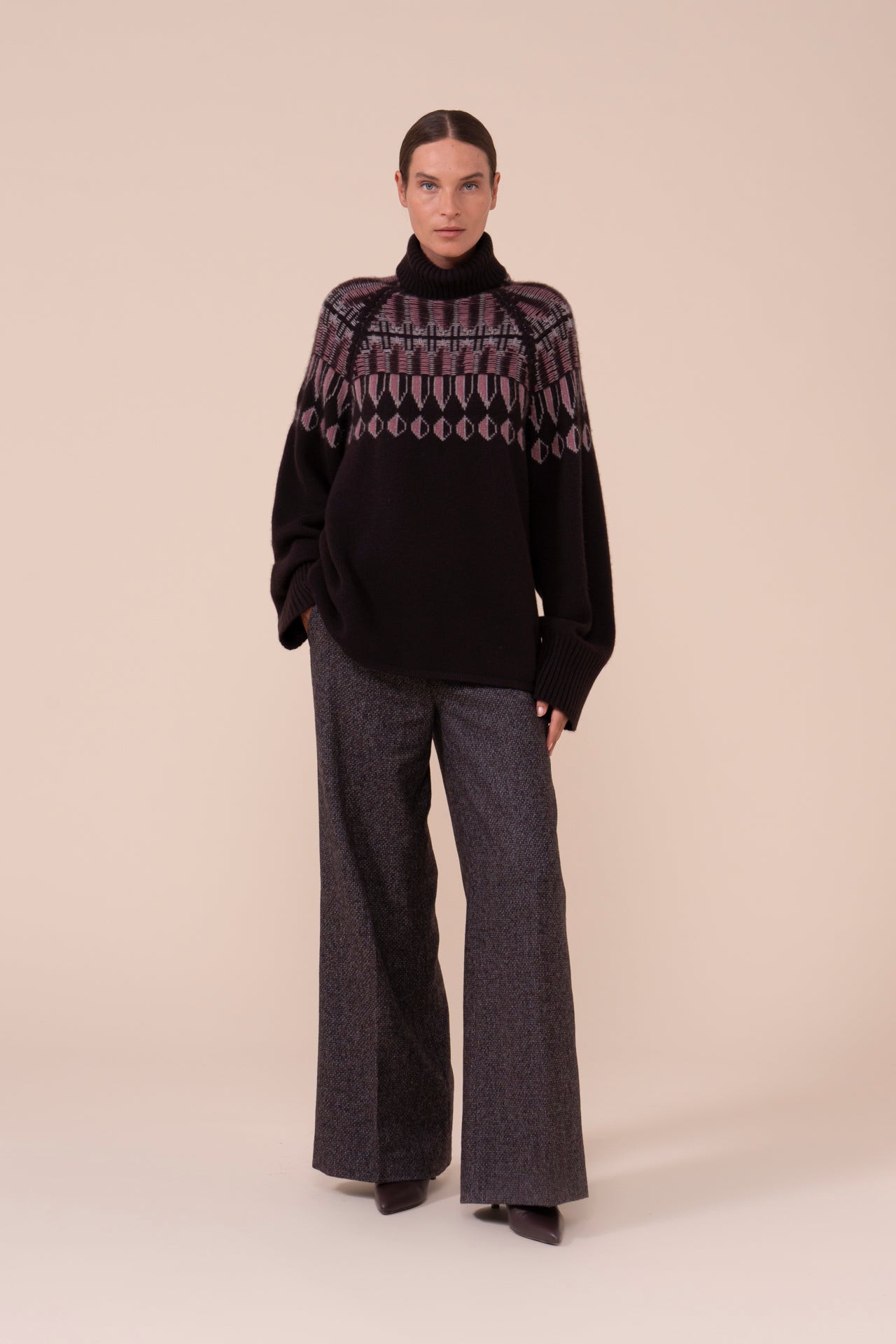 Allume Cashmere Jacquard Turtleneck - DARKCHOCOLATE