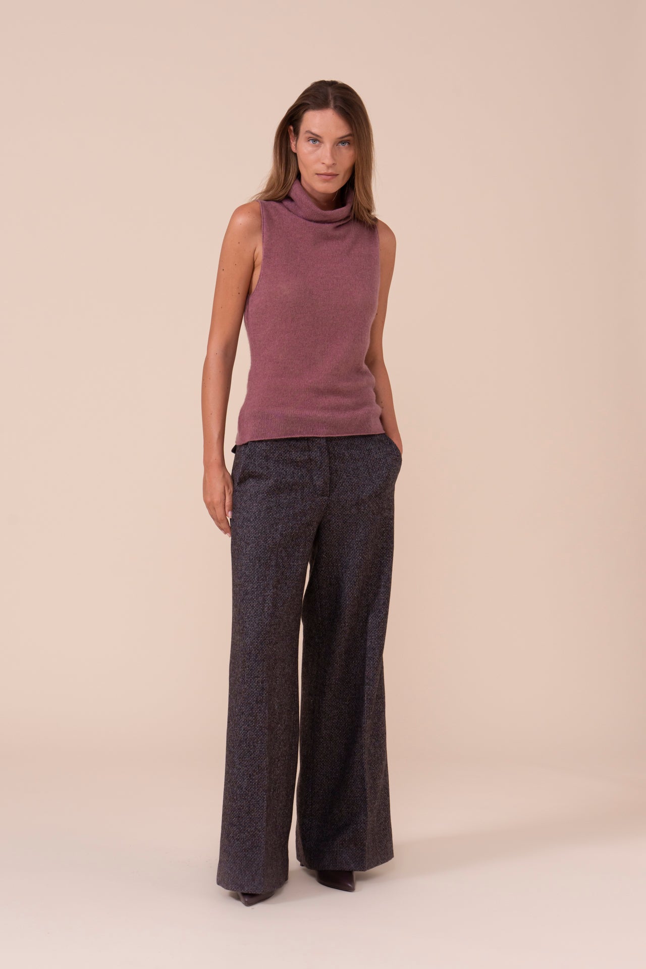 Meteora Cashmere Second Skin Sleveless Top - RASPBERRYMELANGE