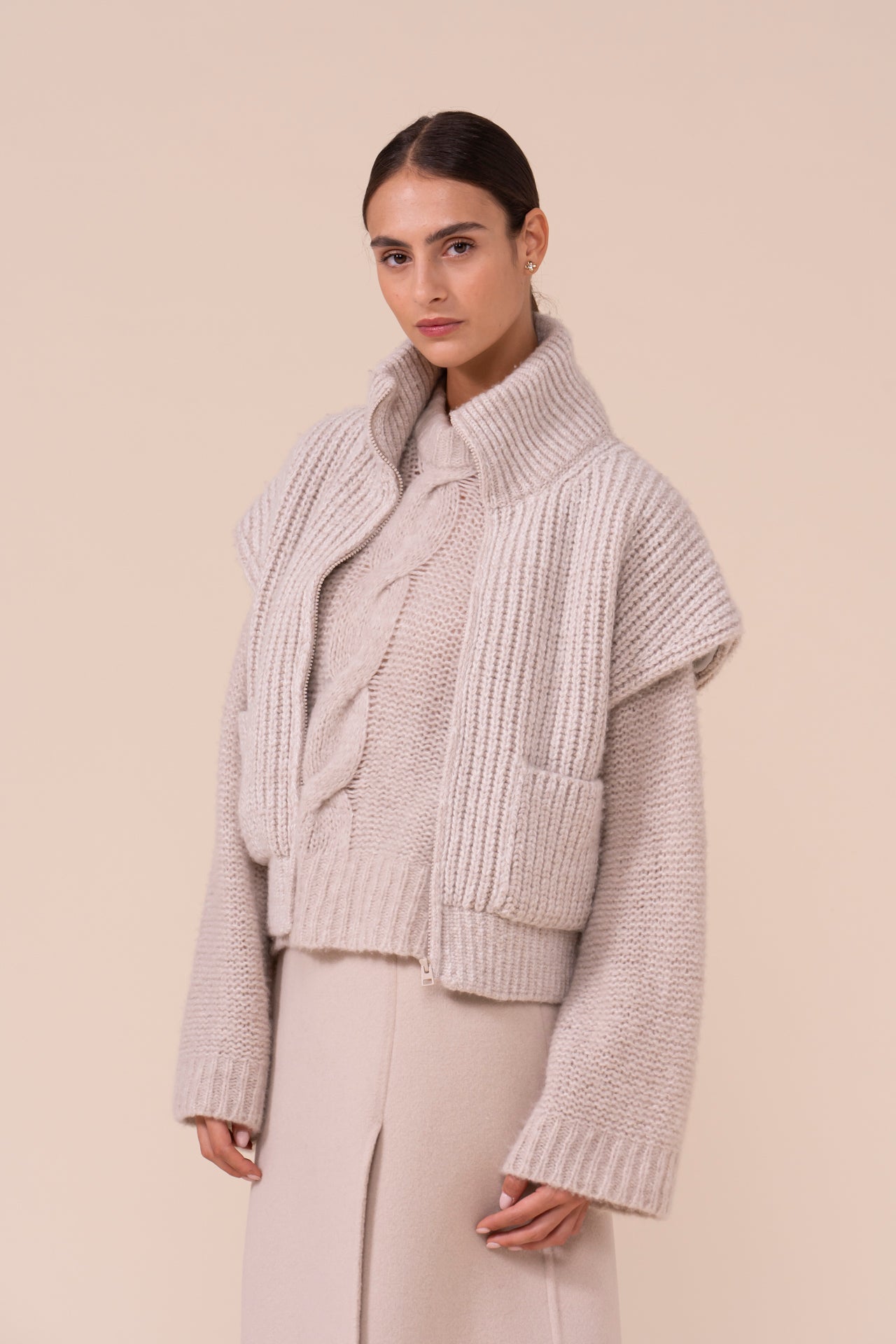 Calizia Plume gilet in cashmere e seta imbottito con Cashsoftpadding - DESERT