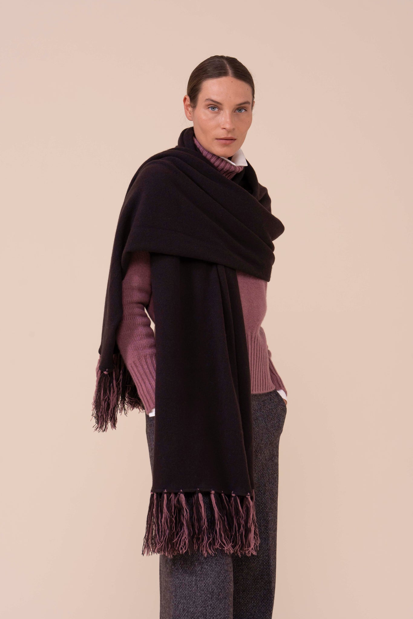 Open maxi sciarpa in cashmere con frange - DARKCHOCOLATE