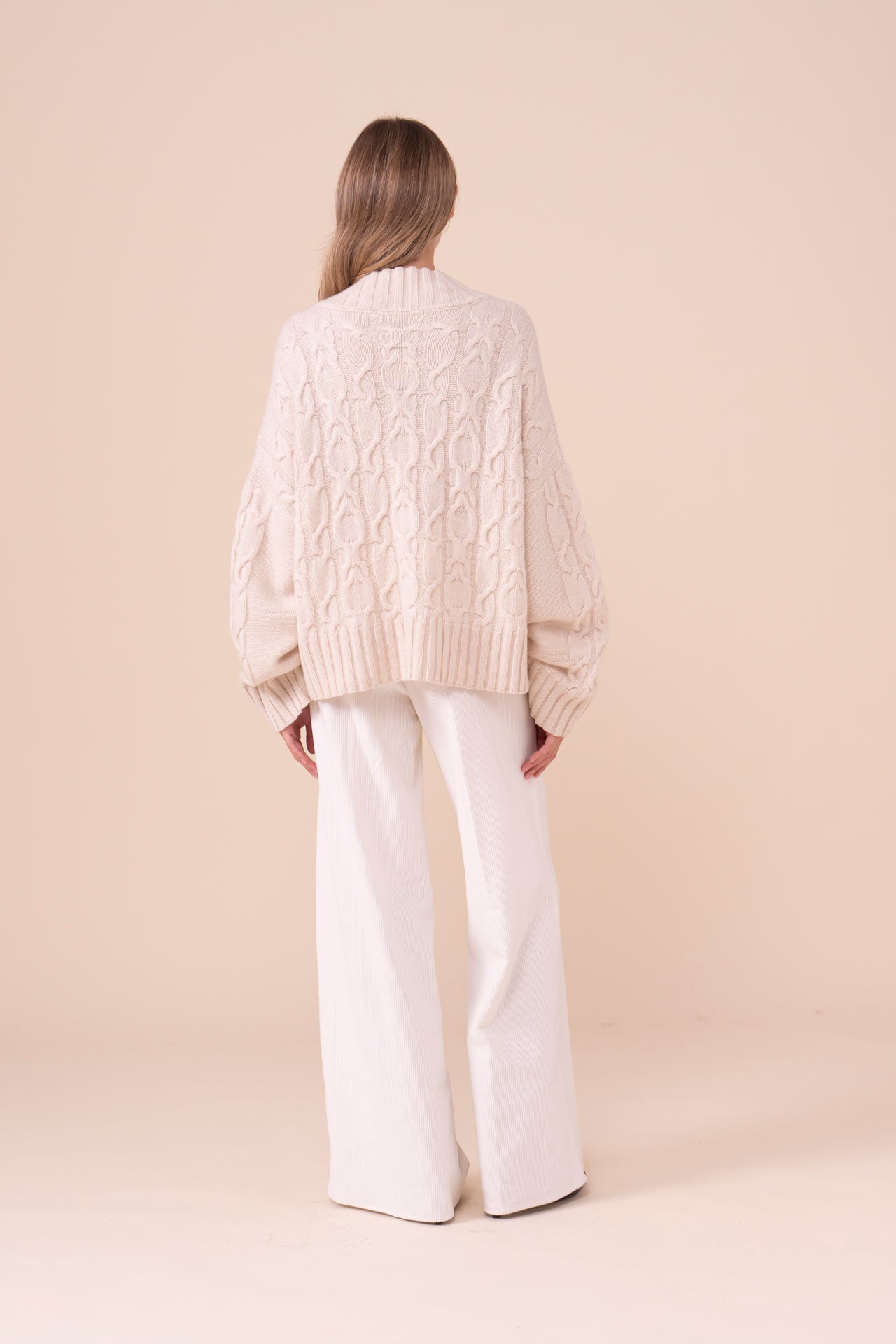 Bretzel Cashmere Cable Crewneck - CREAM
