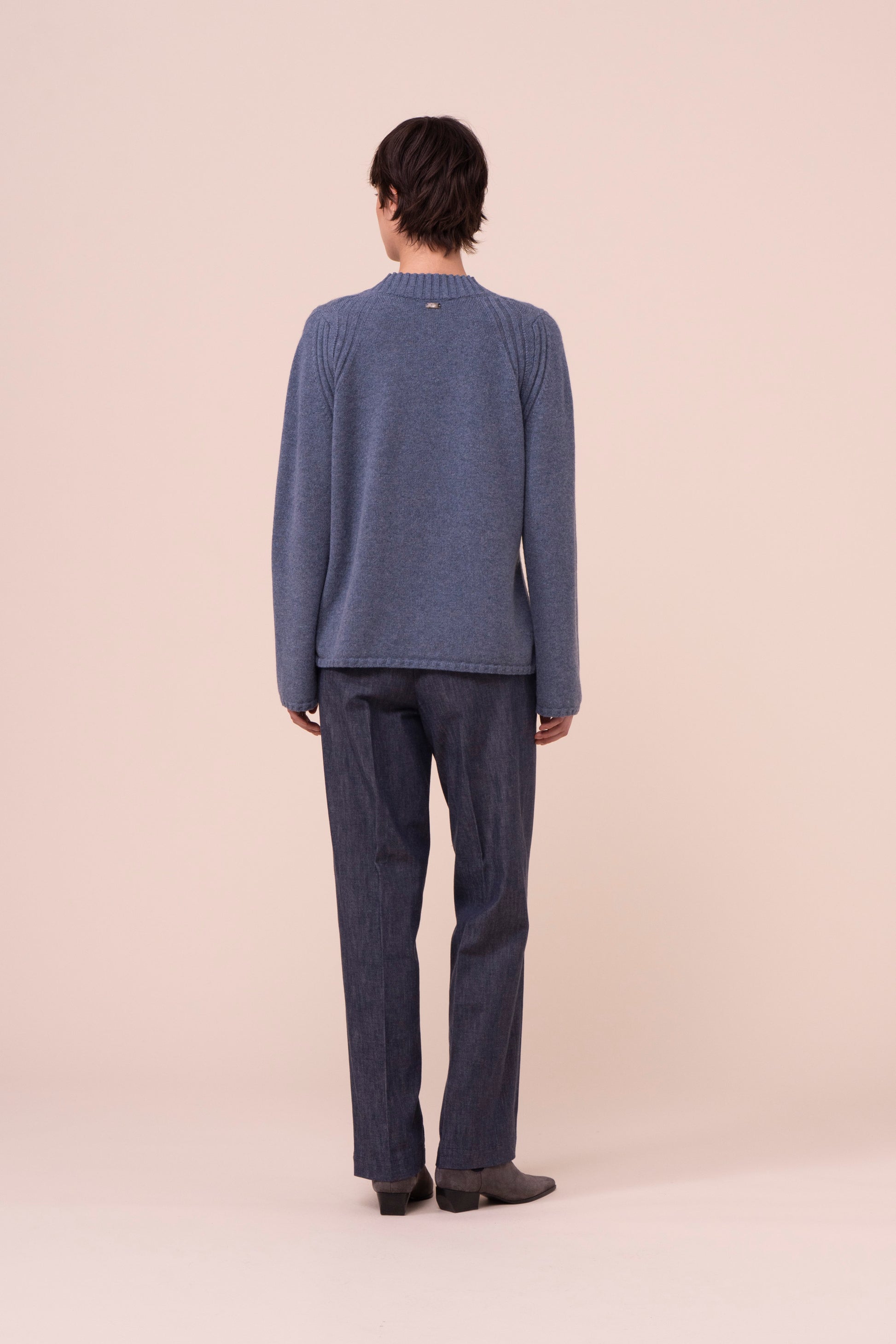 Adalia maglia scollo a V in Cash cashmere - LIGHTDENIM