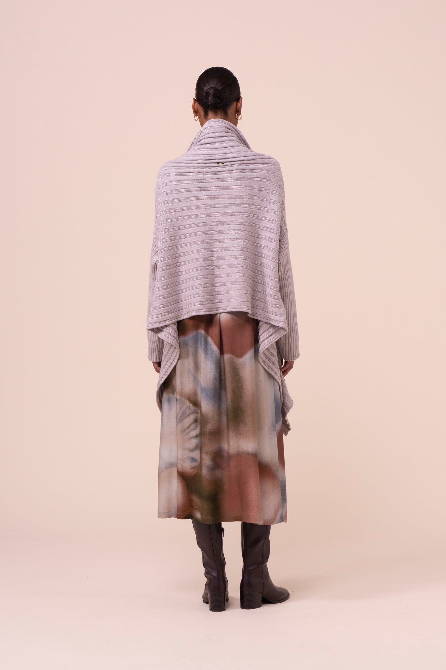 Lola Finewool Cardigan - LIGHTGRAY