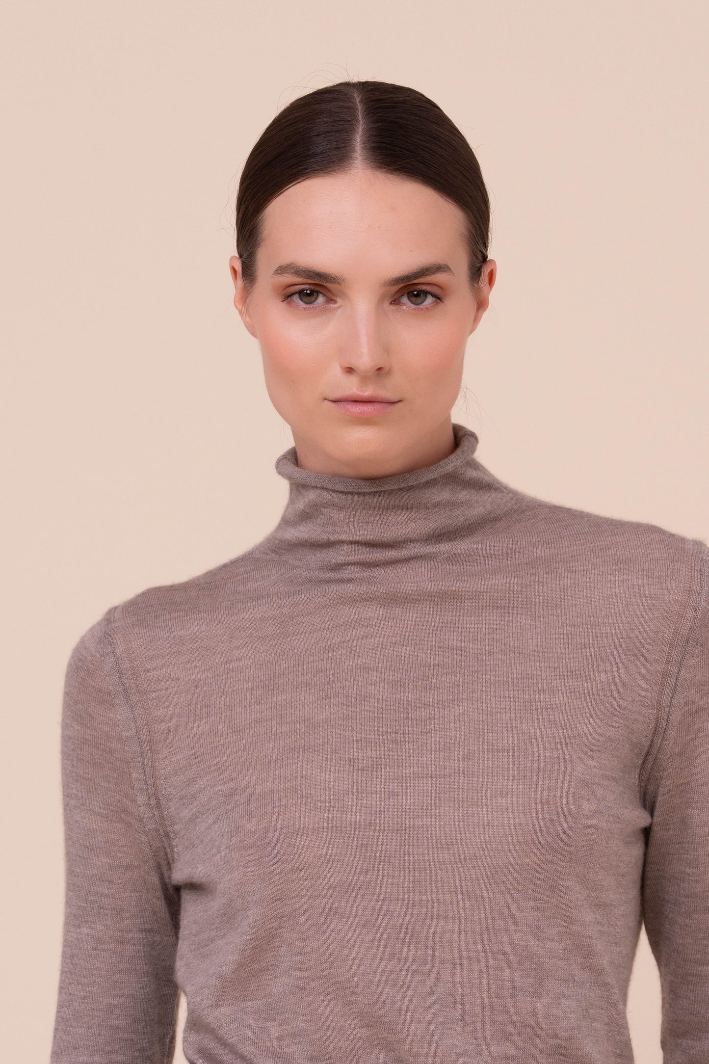 Lacy Pearly Cashmere-Silk Turtleneck - ROPEMELANGE