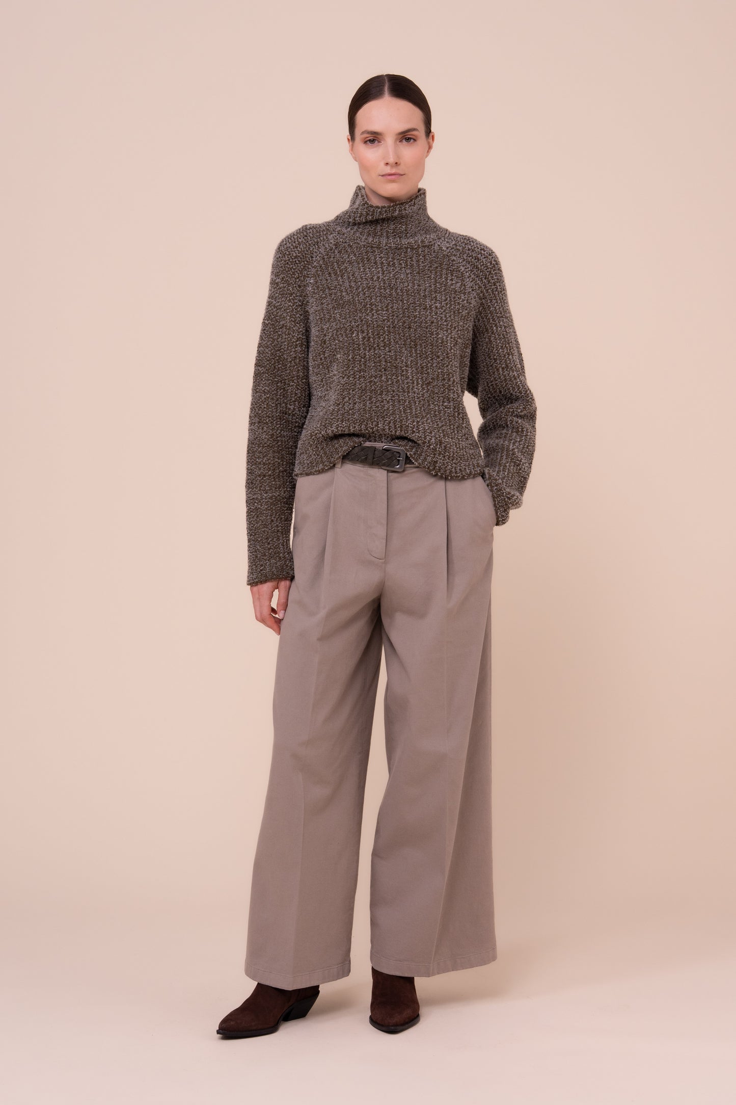 Bruna dolcevita Lushwool in lana - DARKOLIVEGREEN