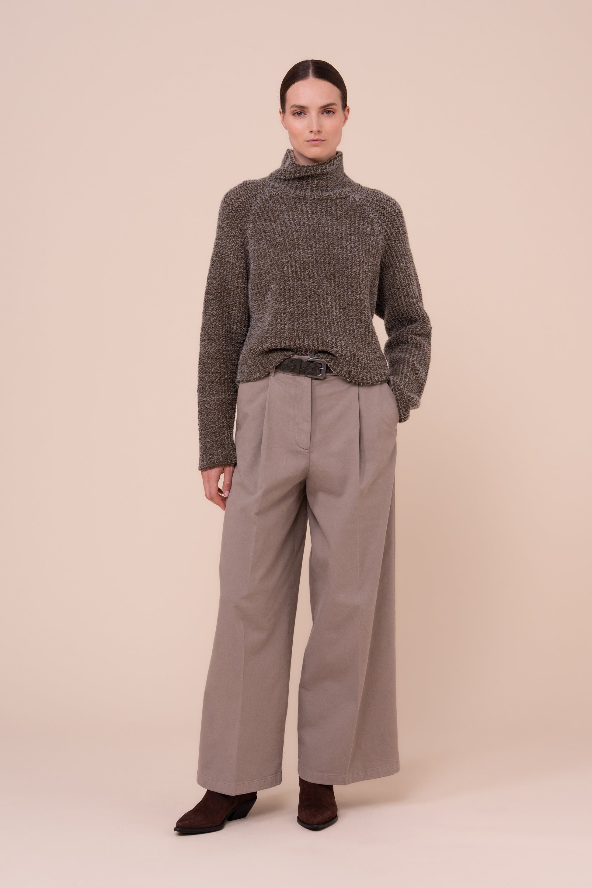 Bruna dolcevita Lushwool in lana - DARKOLIVEGREEN