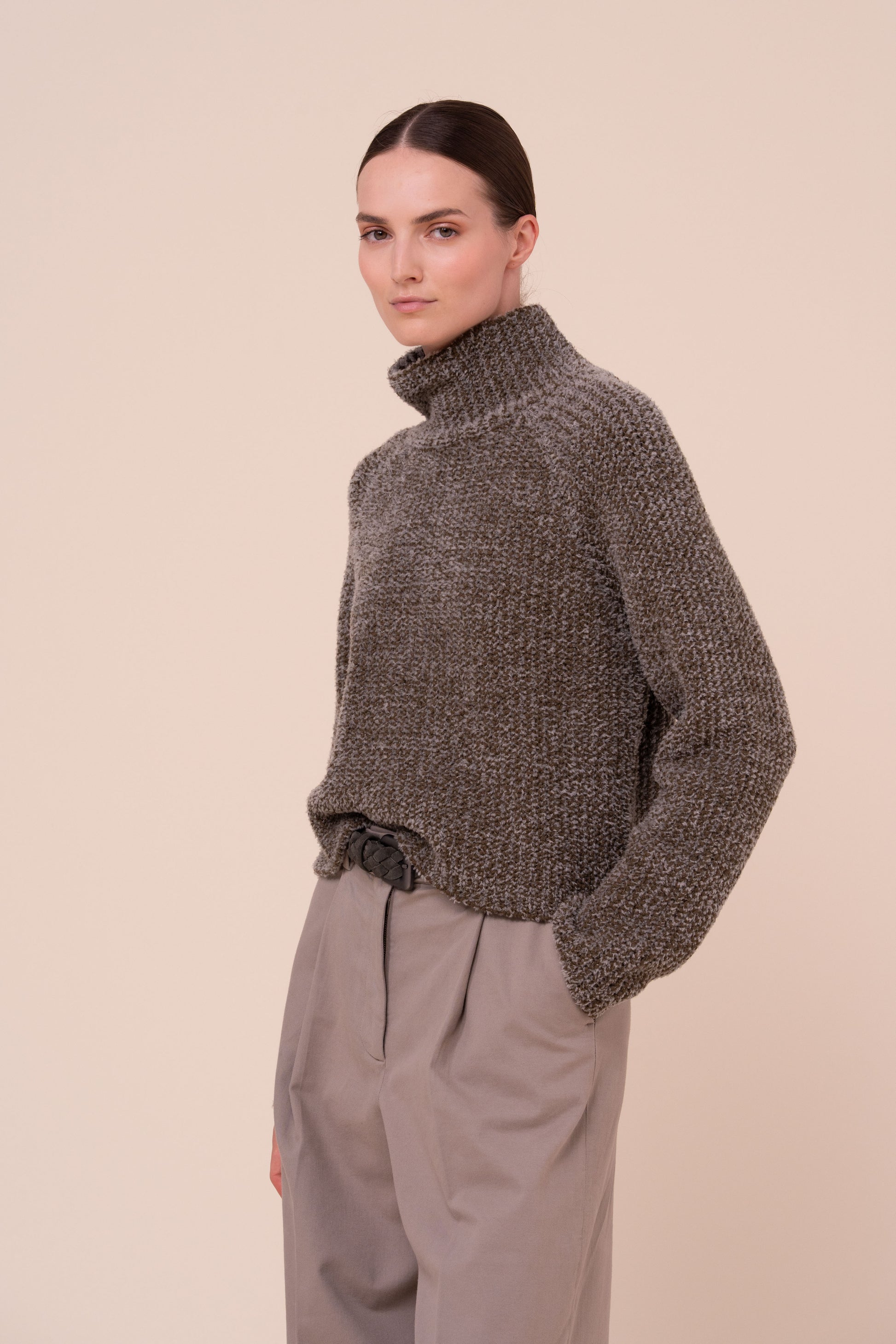 Bruna dolcevita Lushwool in lana - DARKOLIVEGREEN